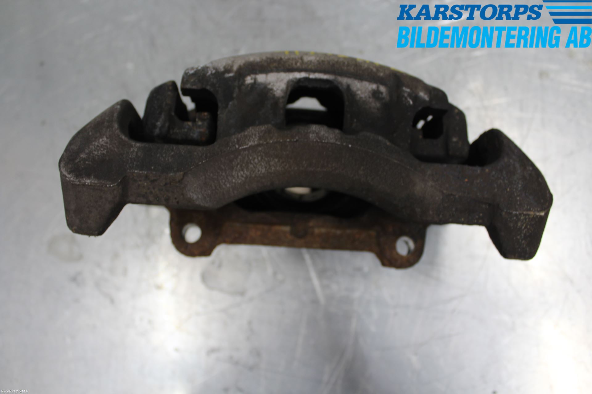 Volvo XC70 08-13 Bromsok Fram Höger