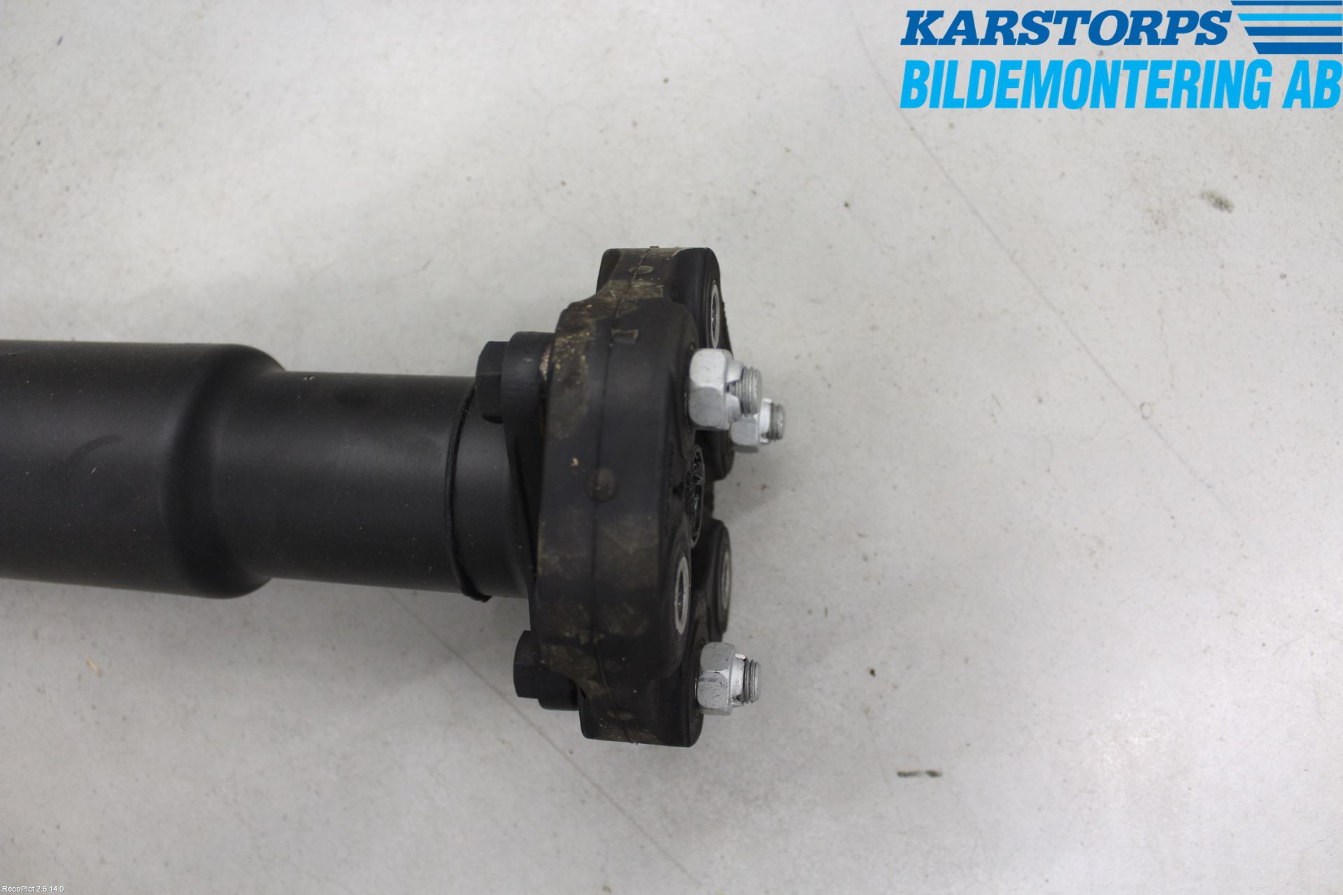 BMW 3 F30/F31/F80 12-19 Mellanaxel Komp