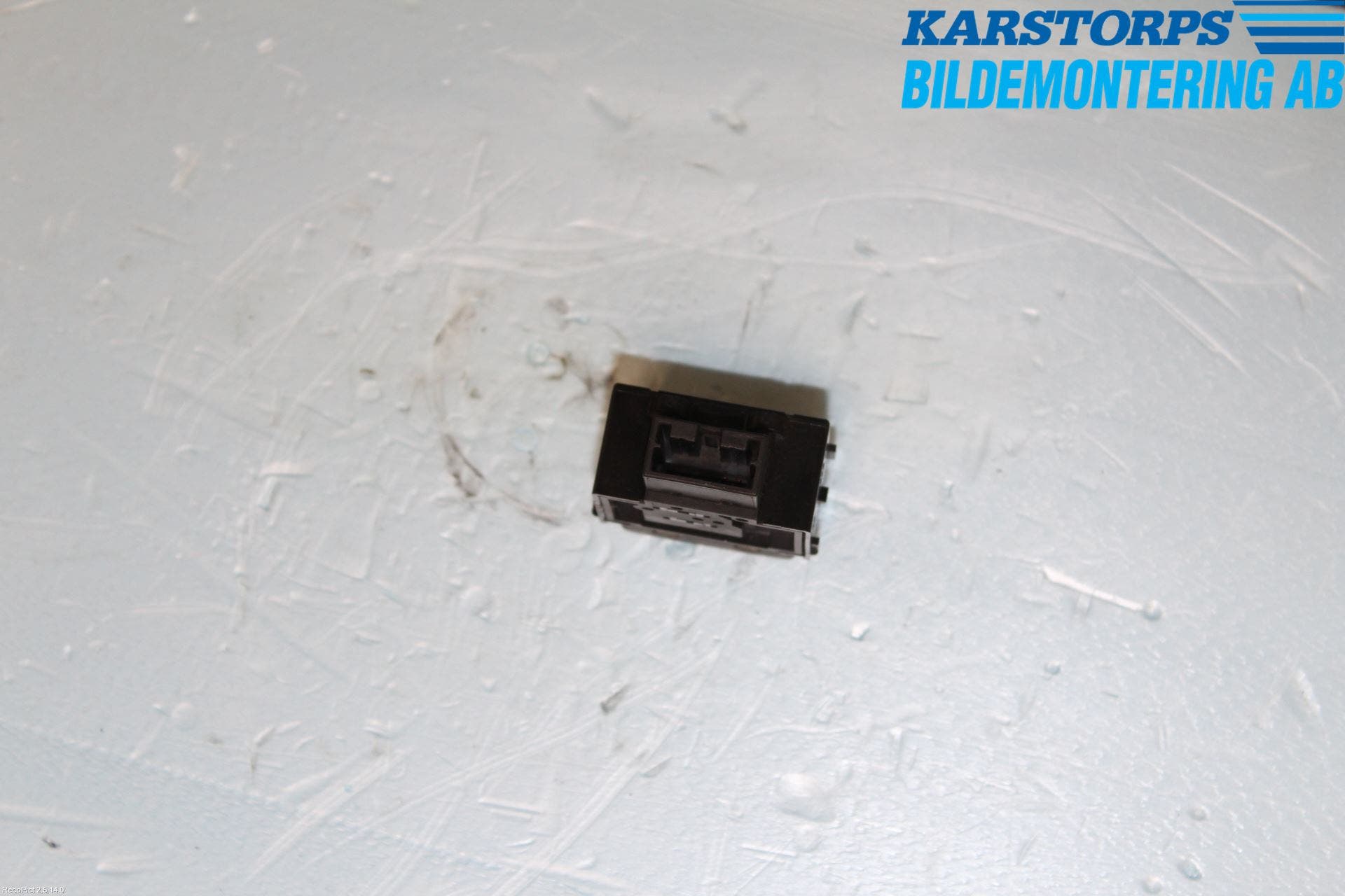 Nissan 350Z Strömställare Tanklucka