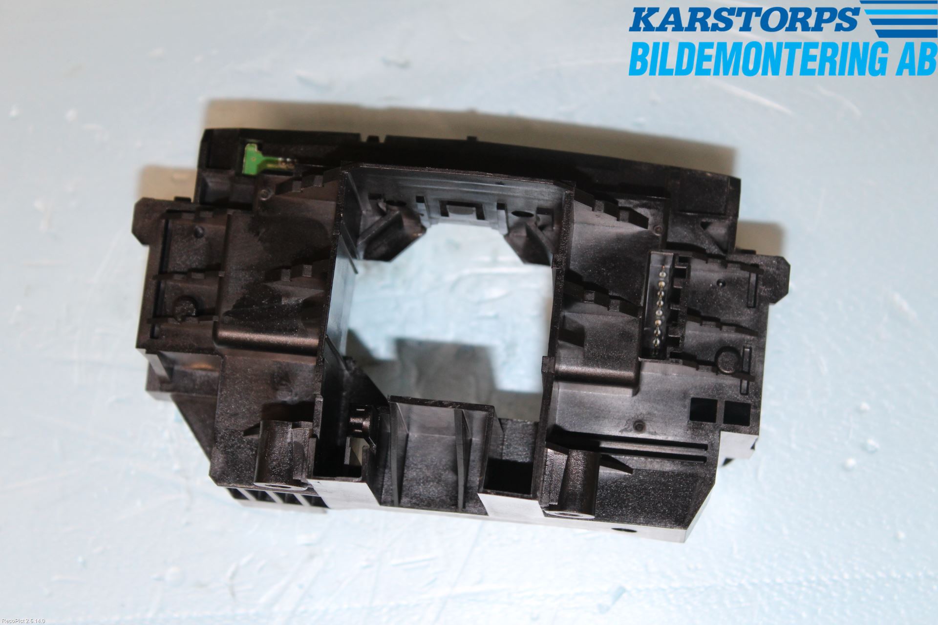 Volvo XC70 08-13 Spakcentral