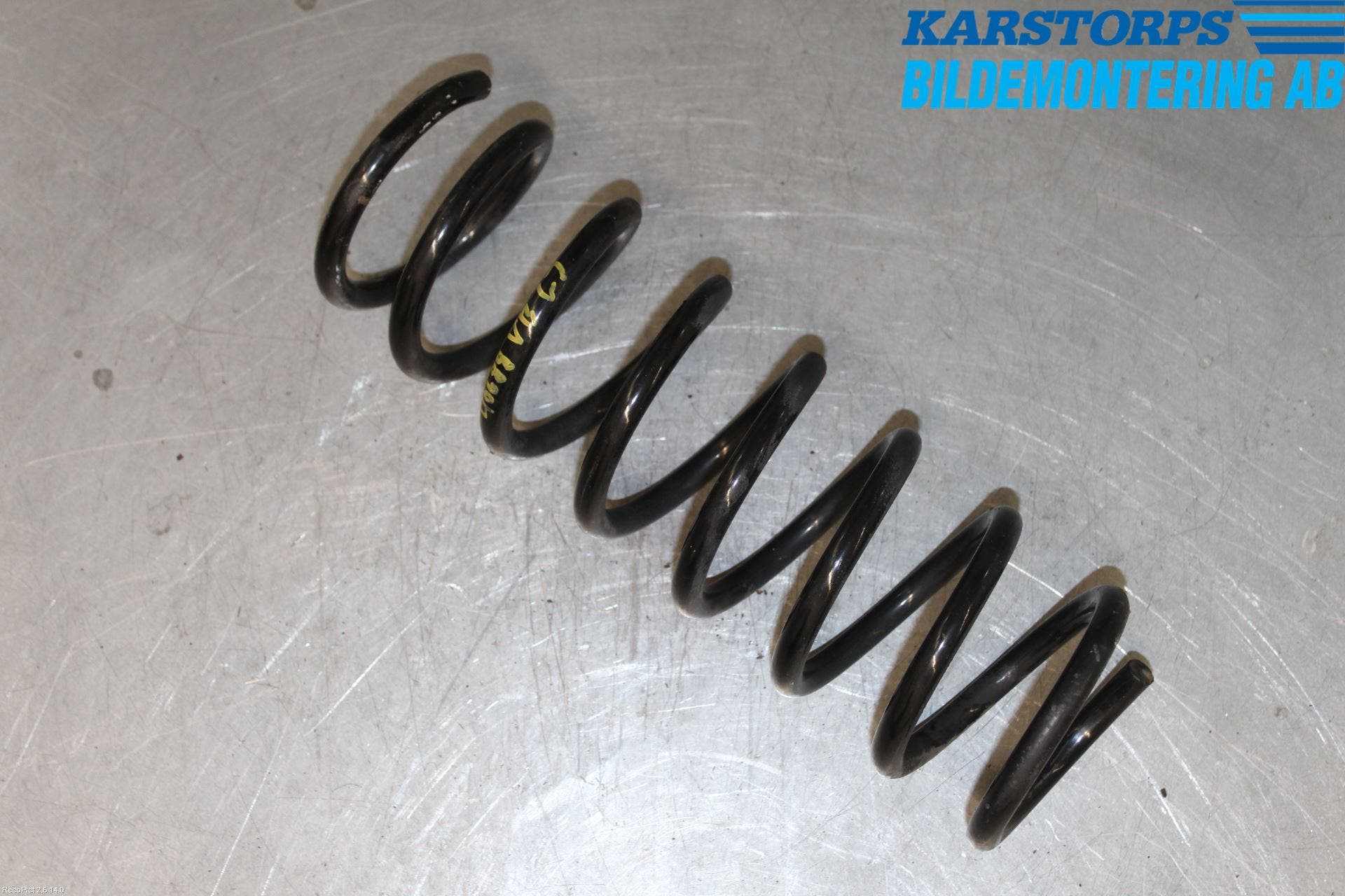 Volvo V40 CROSS COUNTRY 13-19 Fjäder Bak