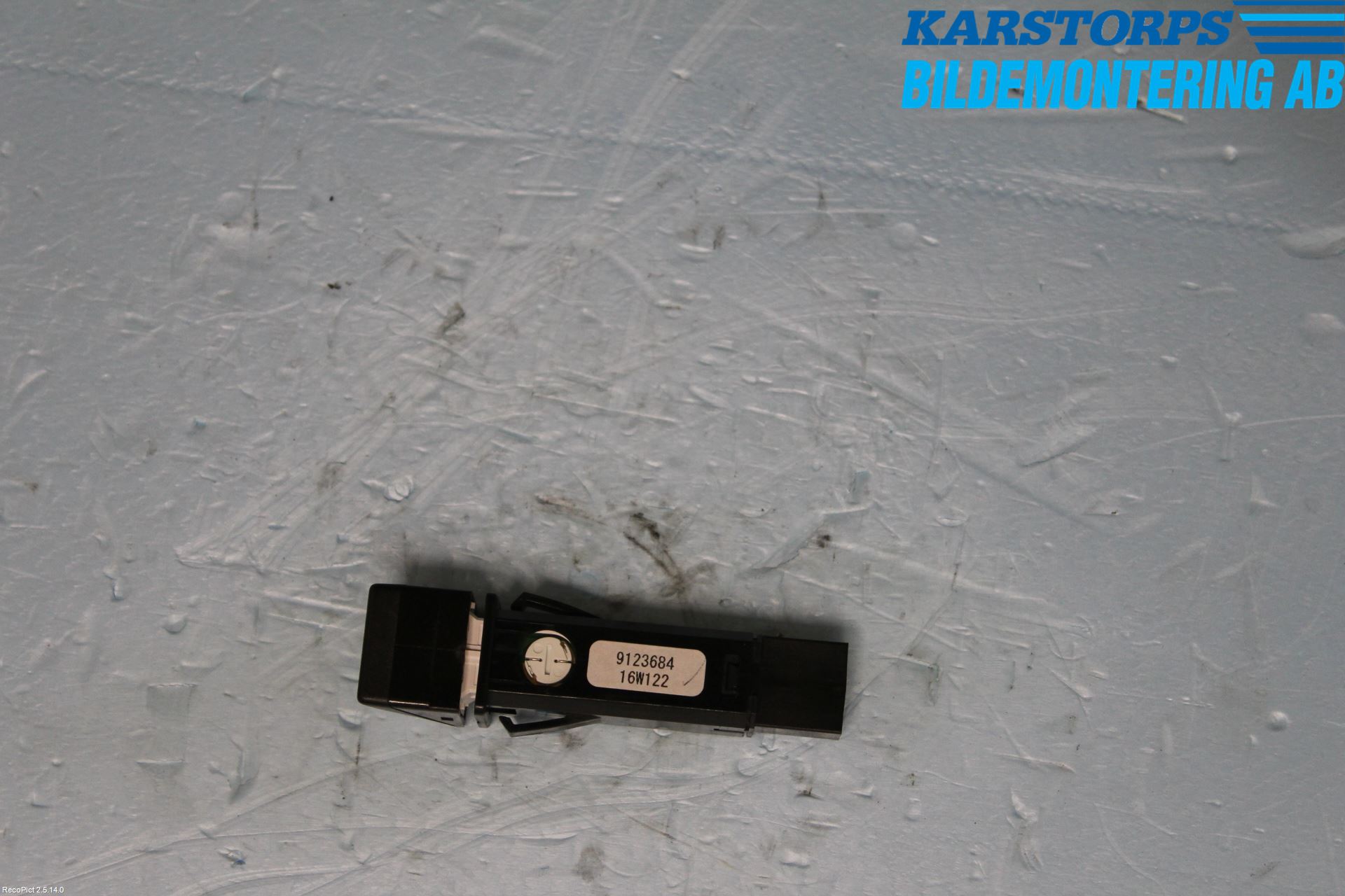 Volvo XC60 14-17 Strömställare Varnings