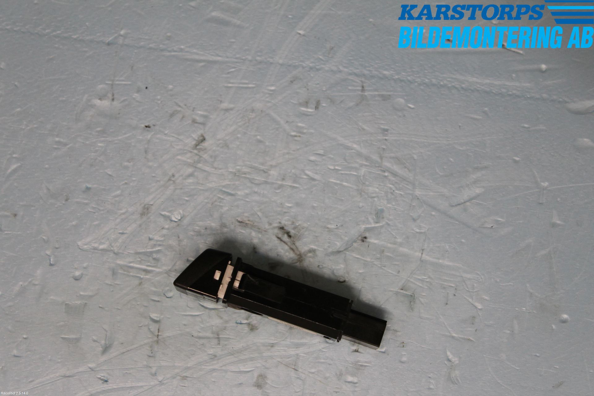 Volvo XC60 14-17 Strömställare Varnings