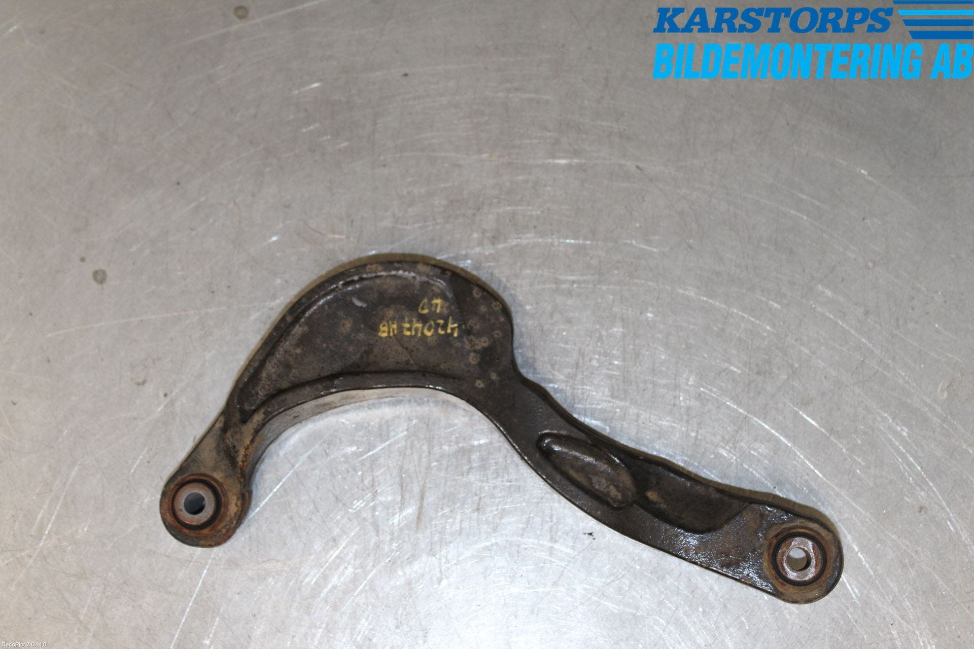 Volvo V70 08-13 Bärarm Bak Övre Höger