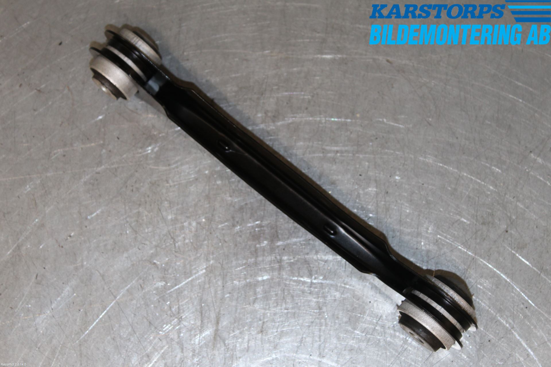 BMW 1 F20/F21 11-19 Bärarm Bak Övre Höger