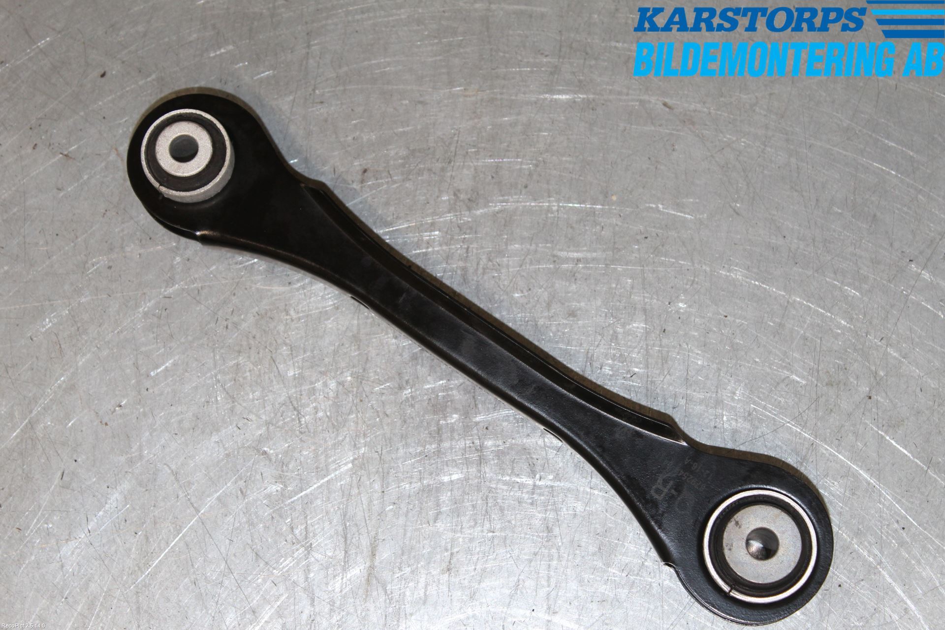 BMW 1 F20/F21 11-19 Bärarm Bak Övre Höger