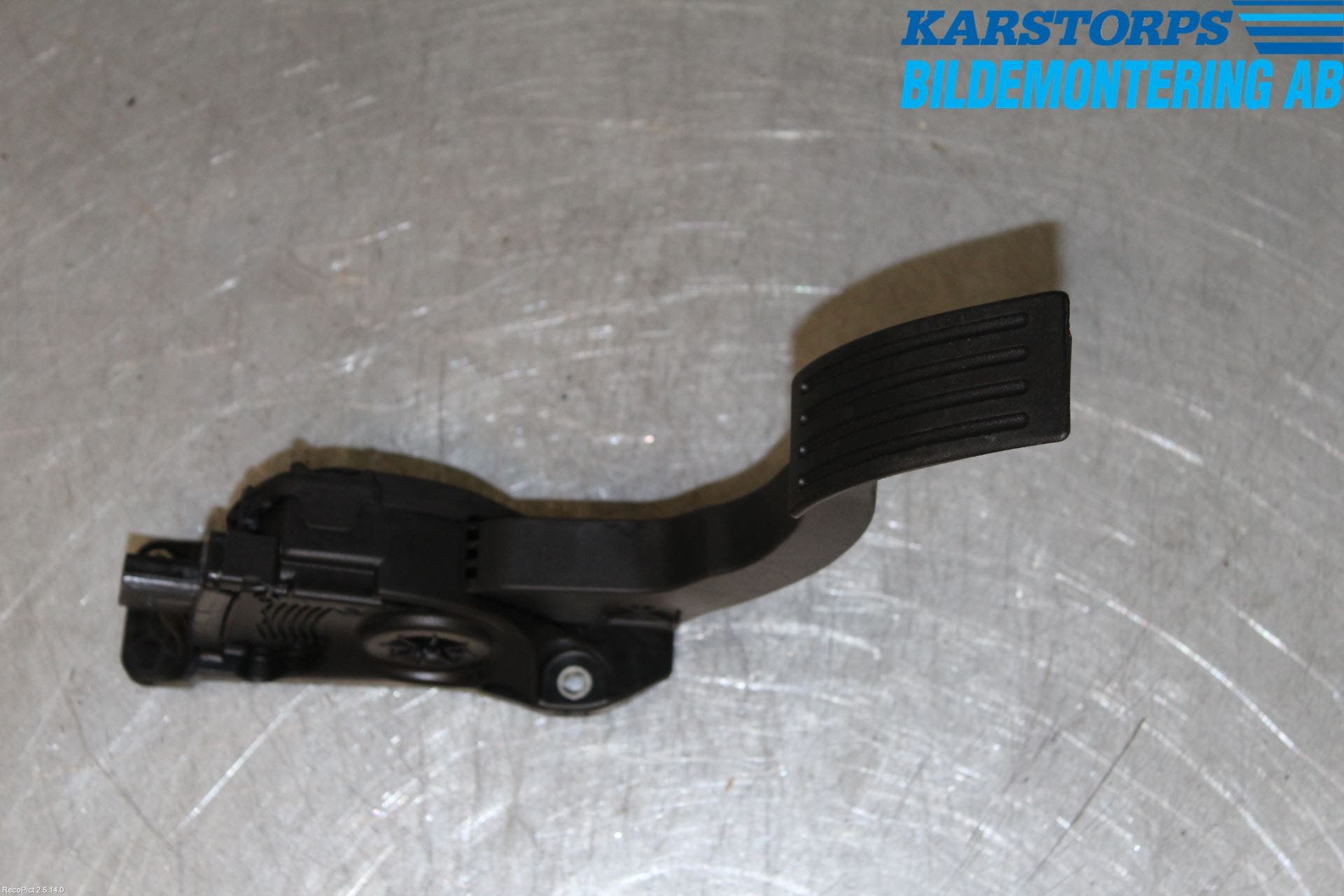 Volvo V40 CROSS COUNTRY 13-19 Gaspedal