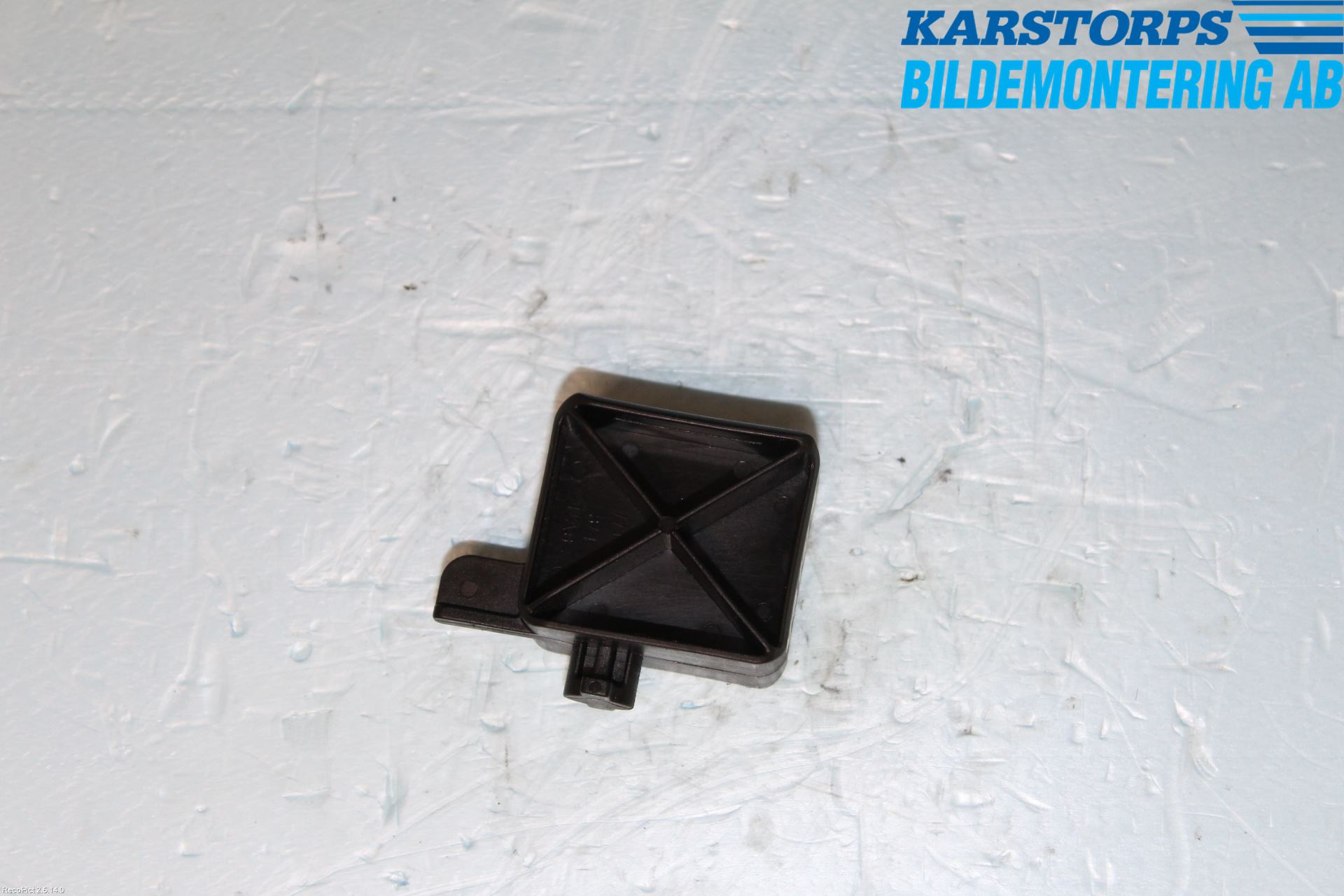 Volvo XC60 14-17 Kylarfäste-Ram-Balk