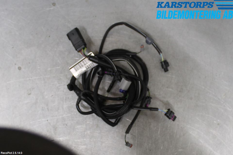 Volvo V40 CROSS COUNTRY 13-19 Parkeringshjälp Backsensor