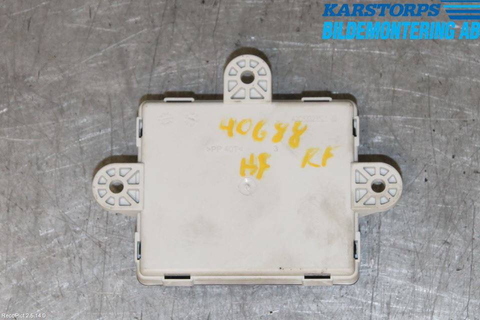 Volvo V40 CROSS COUNTRY 13-19 Styrenhet Dörr