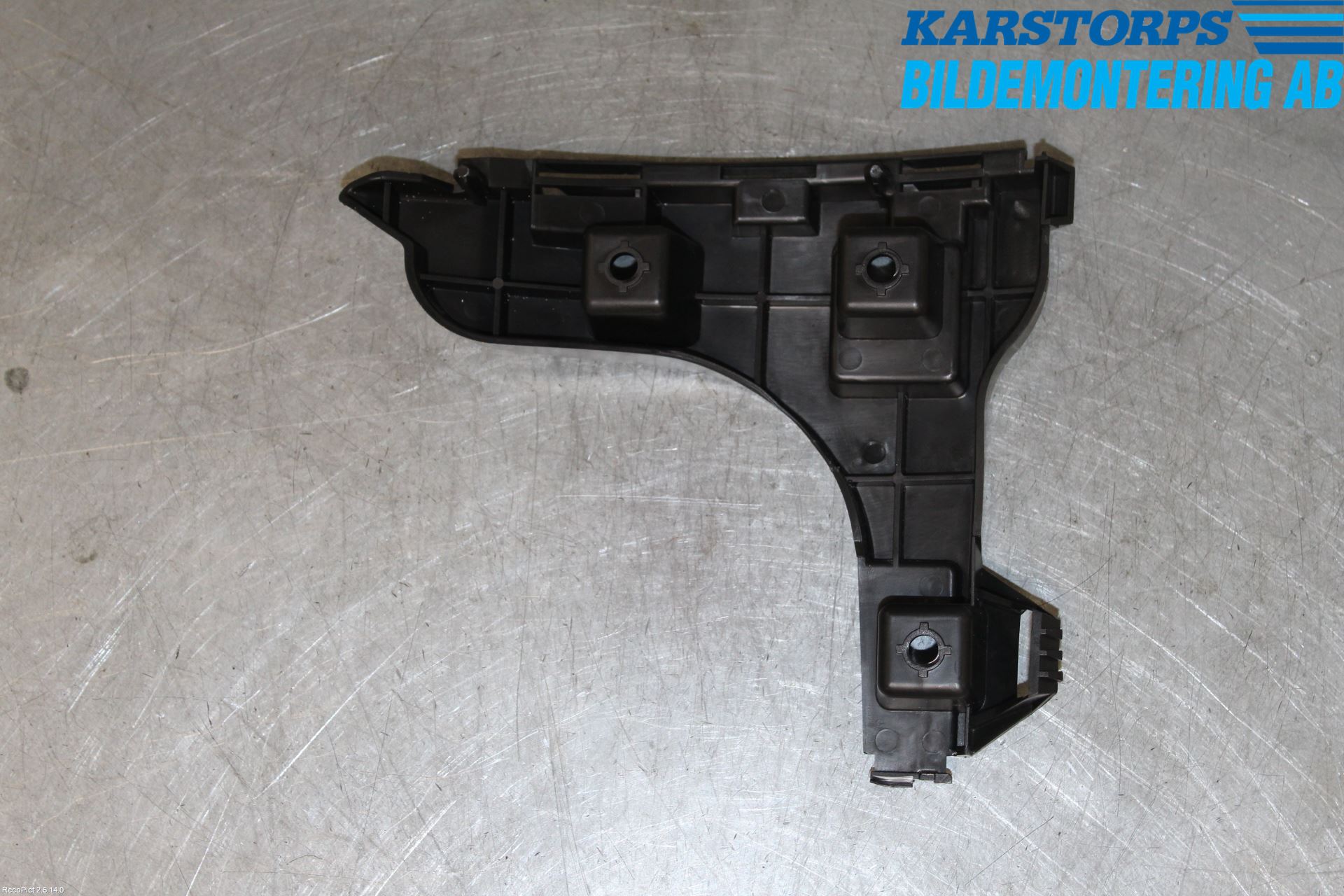 Volvo XC60 14-17 Stötfångarfäste Bak Hö