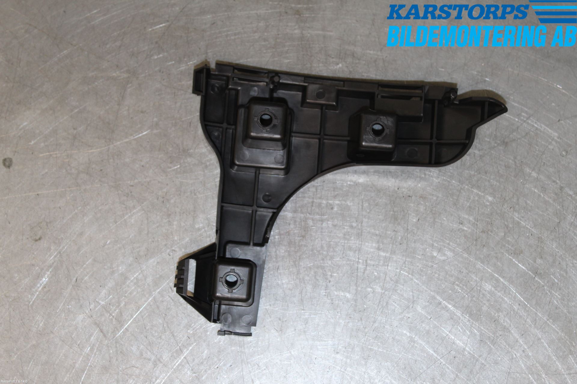 Volvo XC60 14-17 Stötfångarfäste Bak Vä