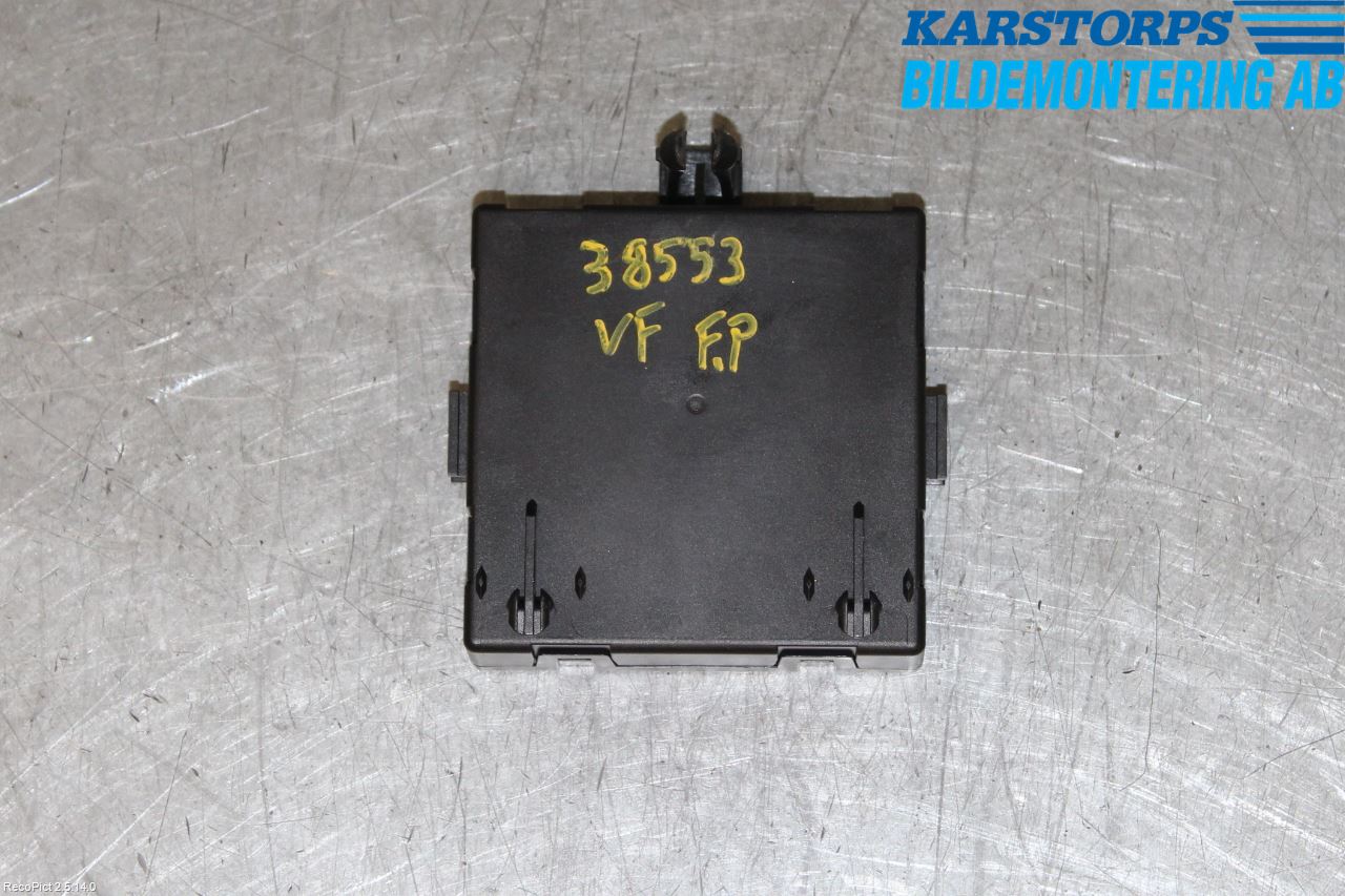 Mercedes-Benz MB E-KLASS (W212) 09-16 Styrenhet Dörr