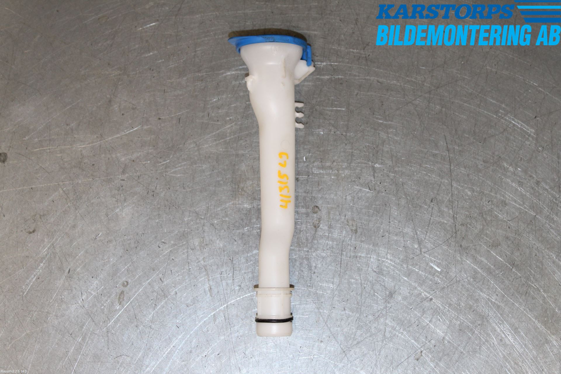 Volvo V40 12-19 Spolartank Påfyllningsrör