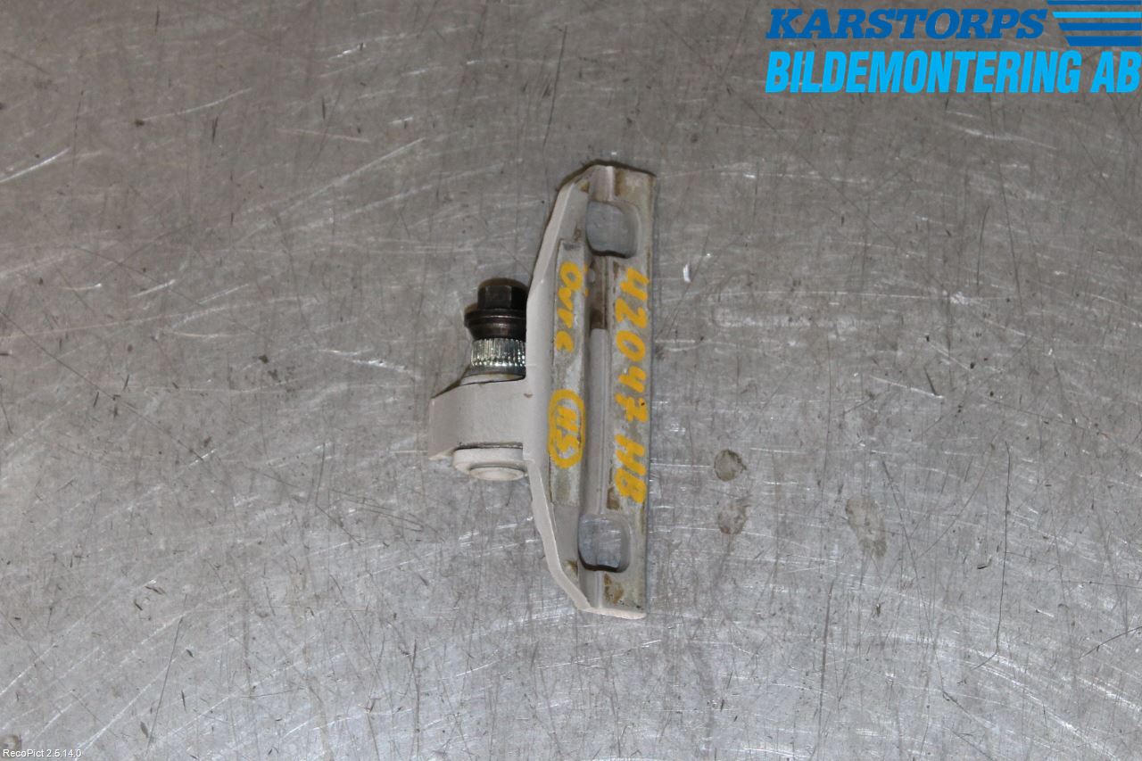 Volvo V70 08-13 Dörrgångjärn