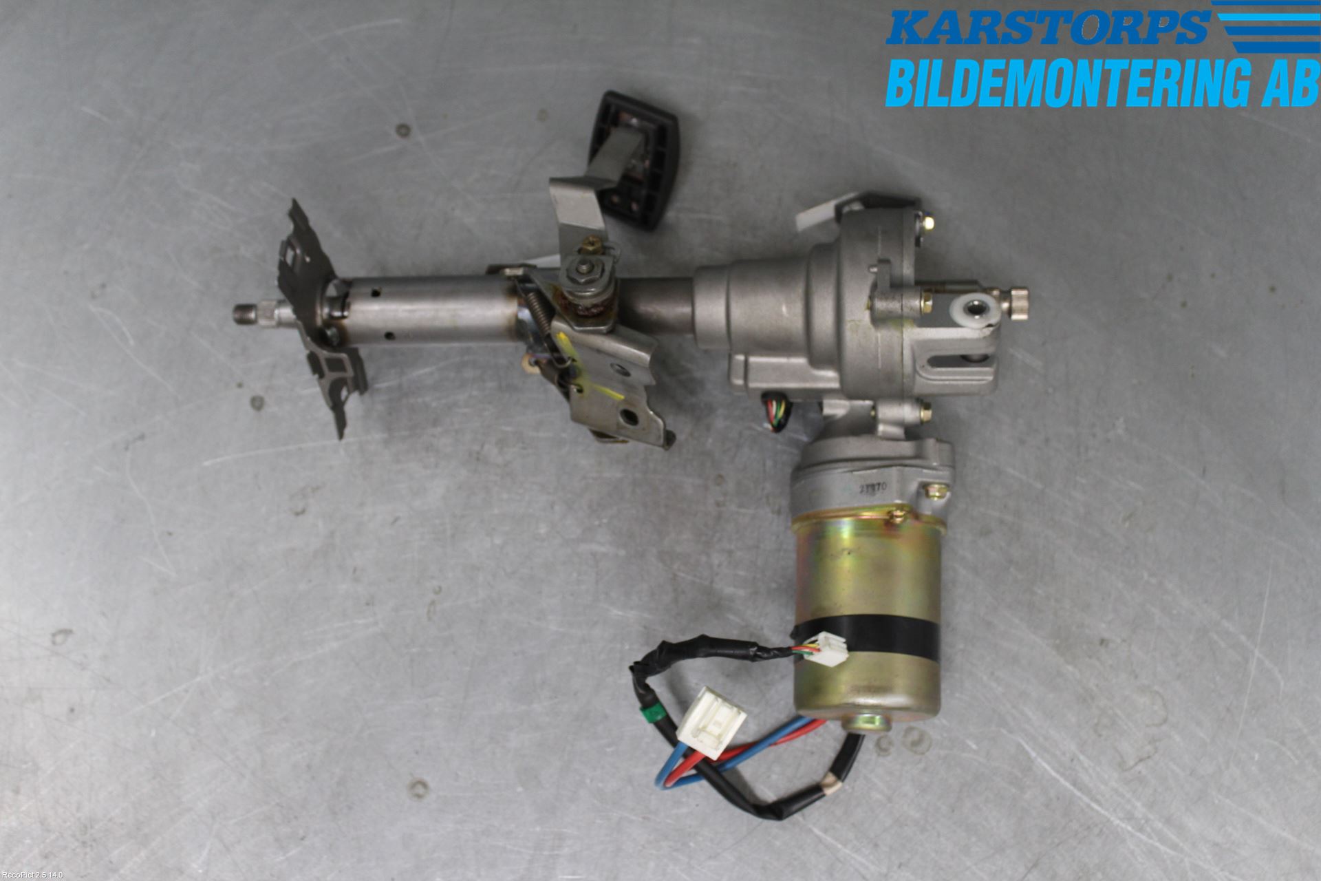 Toyota COROLLA 02-07 Rattaxelagg Med Inb Servo