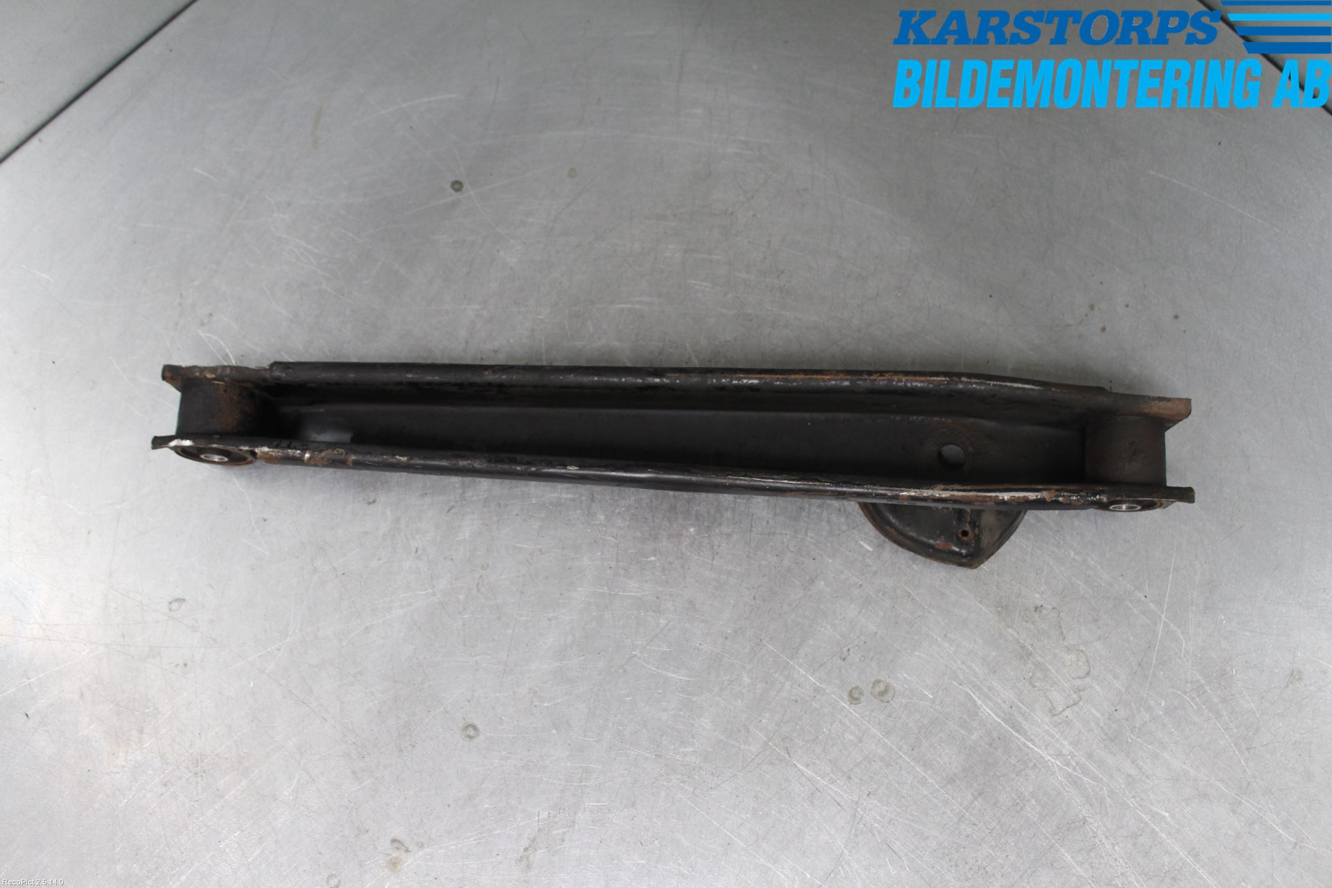 Alfa SPIDER Bärarm Bak Vänster