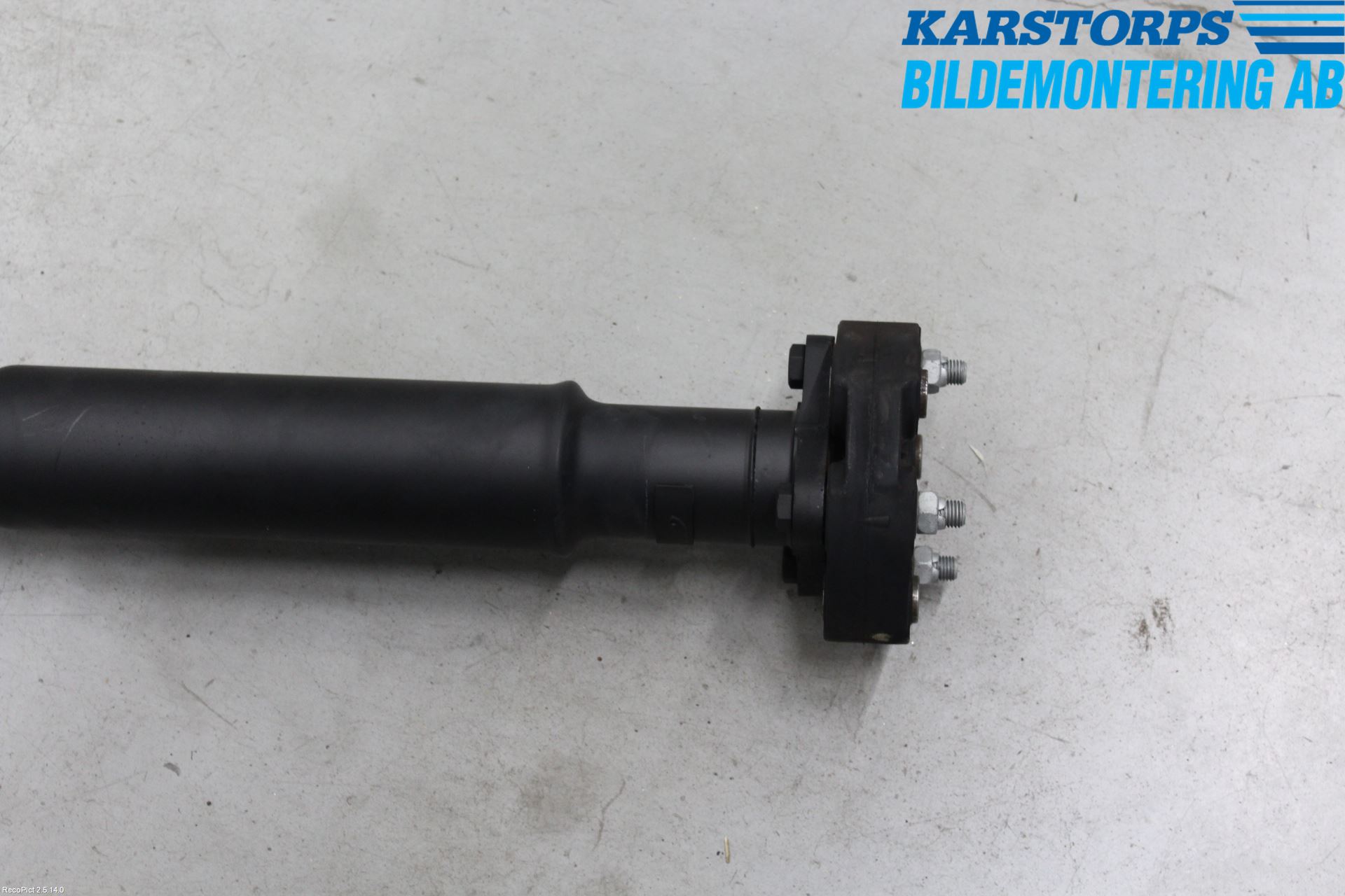 BMW 5 F10/F11/F18 09-17 Mellanaxel Komp