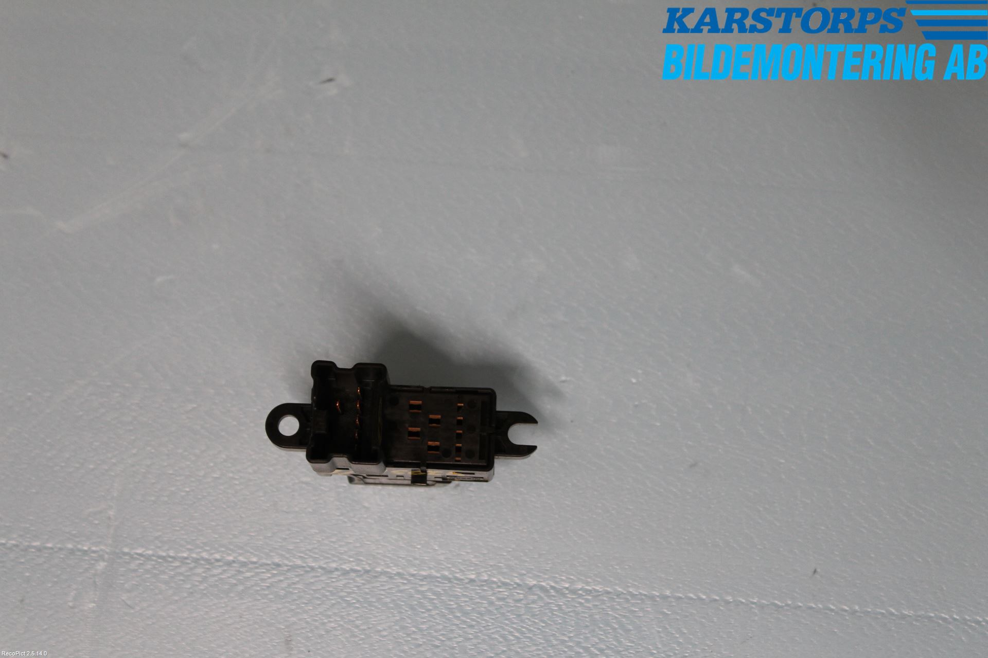 Nissan NAVARA 05-16 Strömställare Elhiss