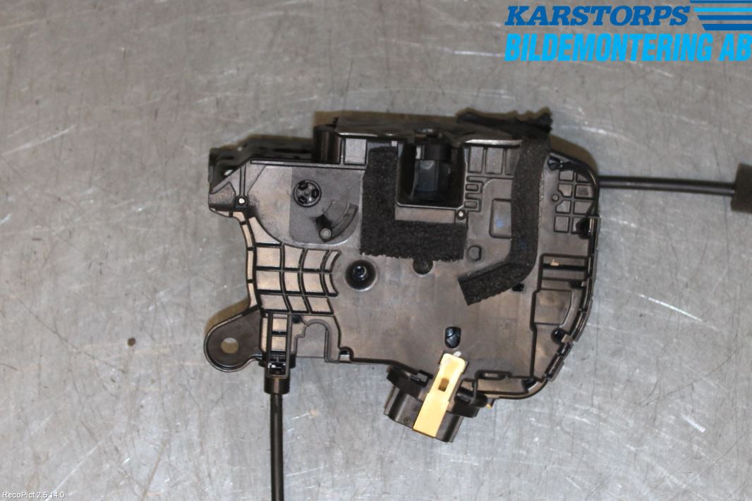 Renault CAPTUR 13-19 Låskista-Dörrlås