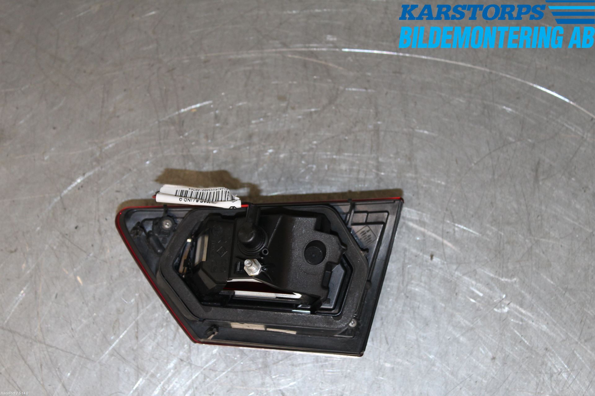 Renault CLIO IV 12-16 Bakljus Lucka Vä