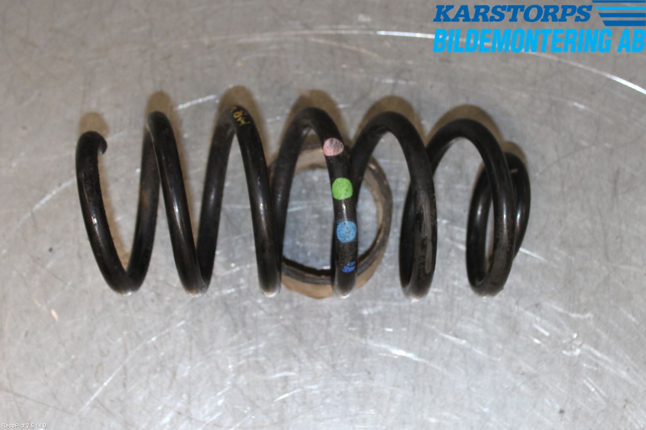 Renault CLIO IV 12-16 Fjäder Bak