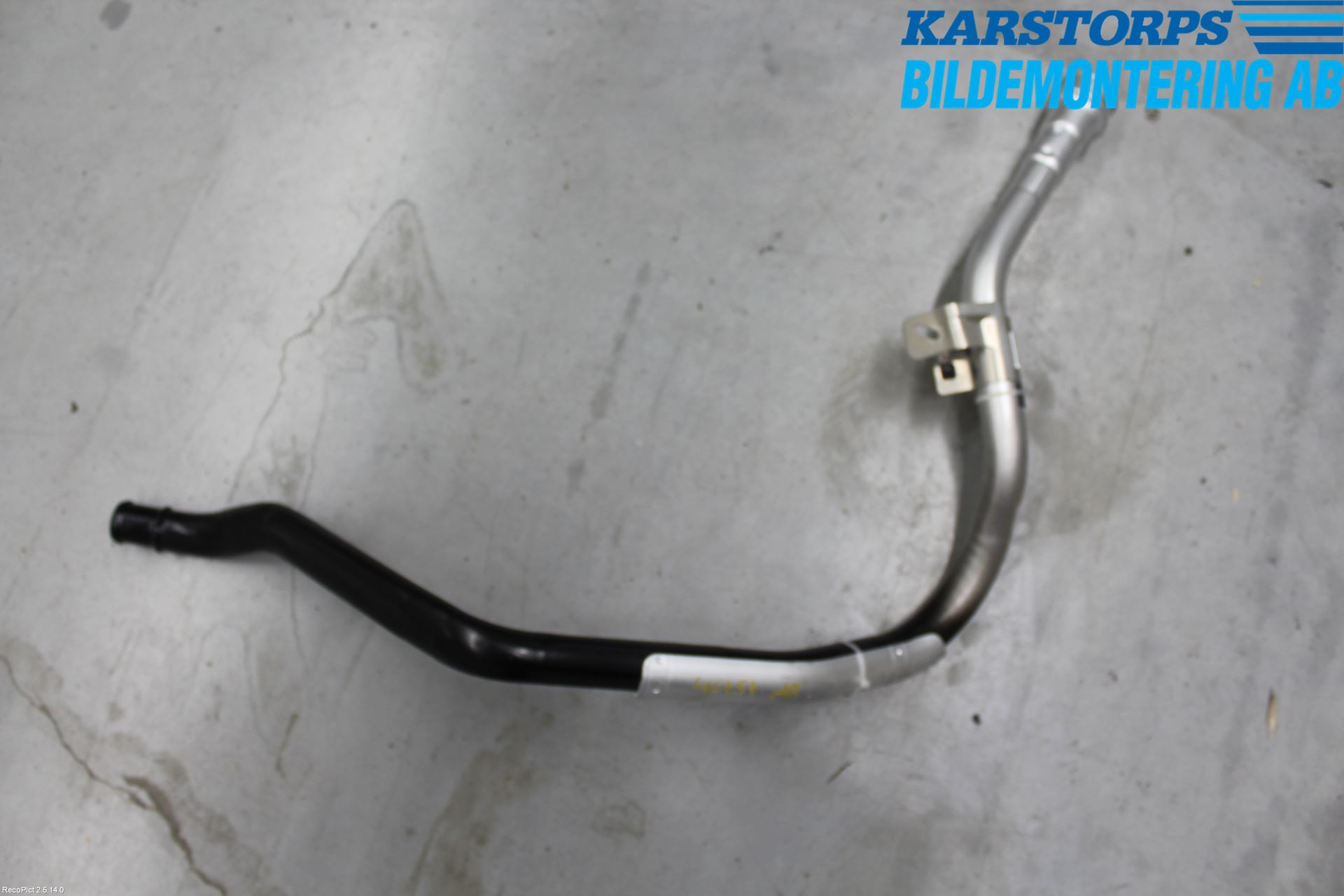 Volvo XC60 14-17 Bränslepåfyllnrör-Slang