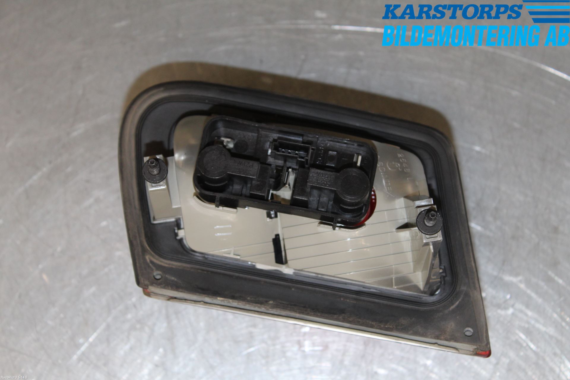 Saab 9-3 VER 2 Bakljus Lucka Vä