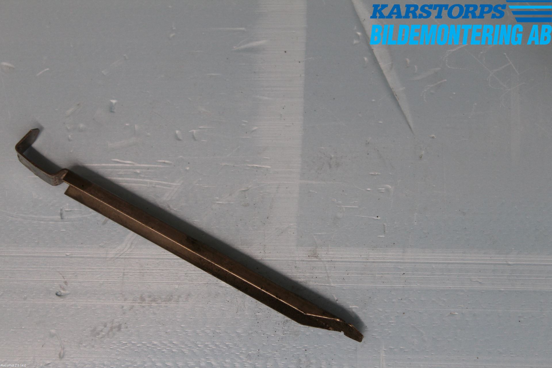 Volvo V50 04-07 Strålkast Fästsarg