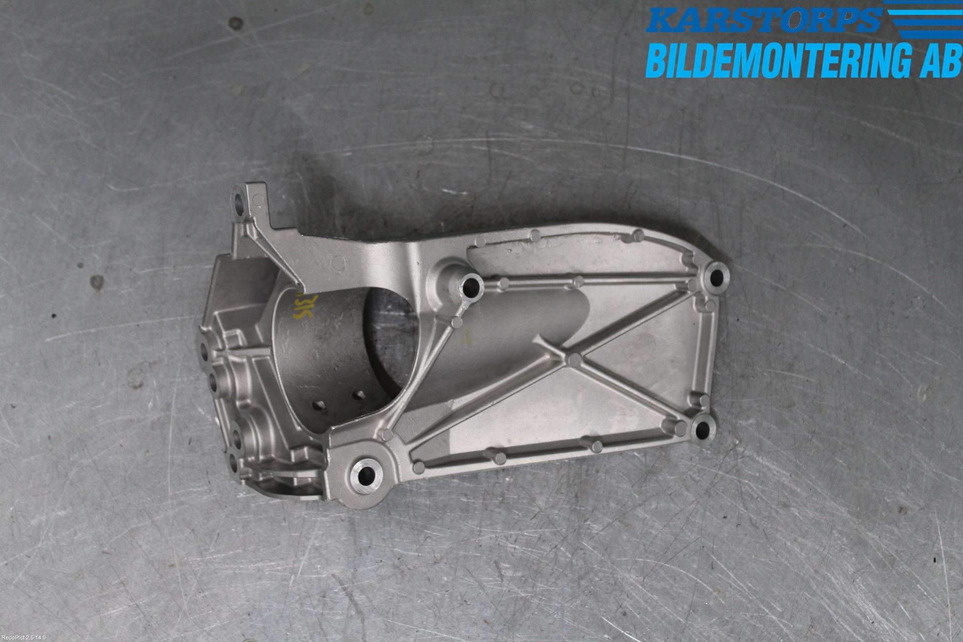 Volvo V40 12-19 Motorfäste