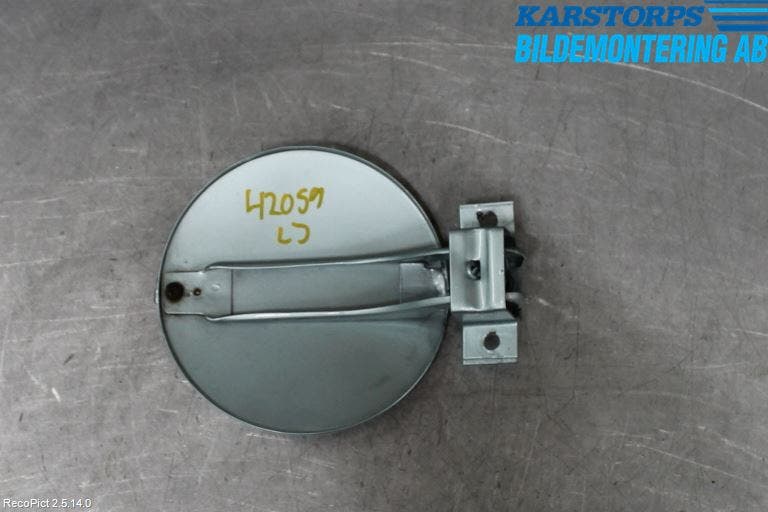 Alfa SPIDER Tanklucka