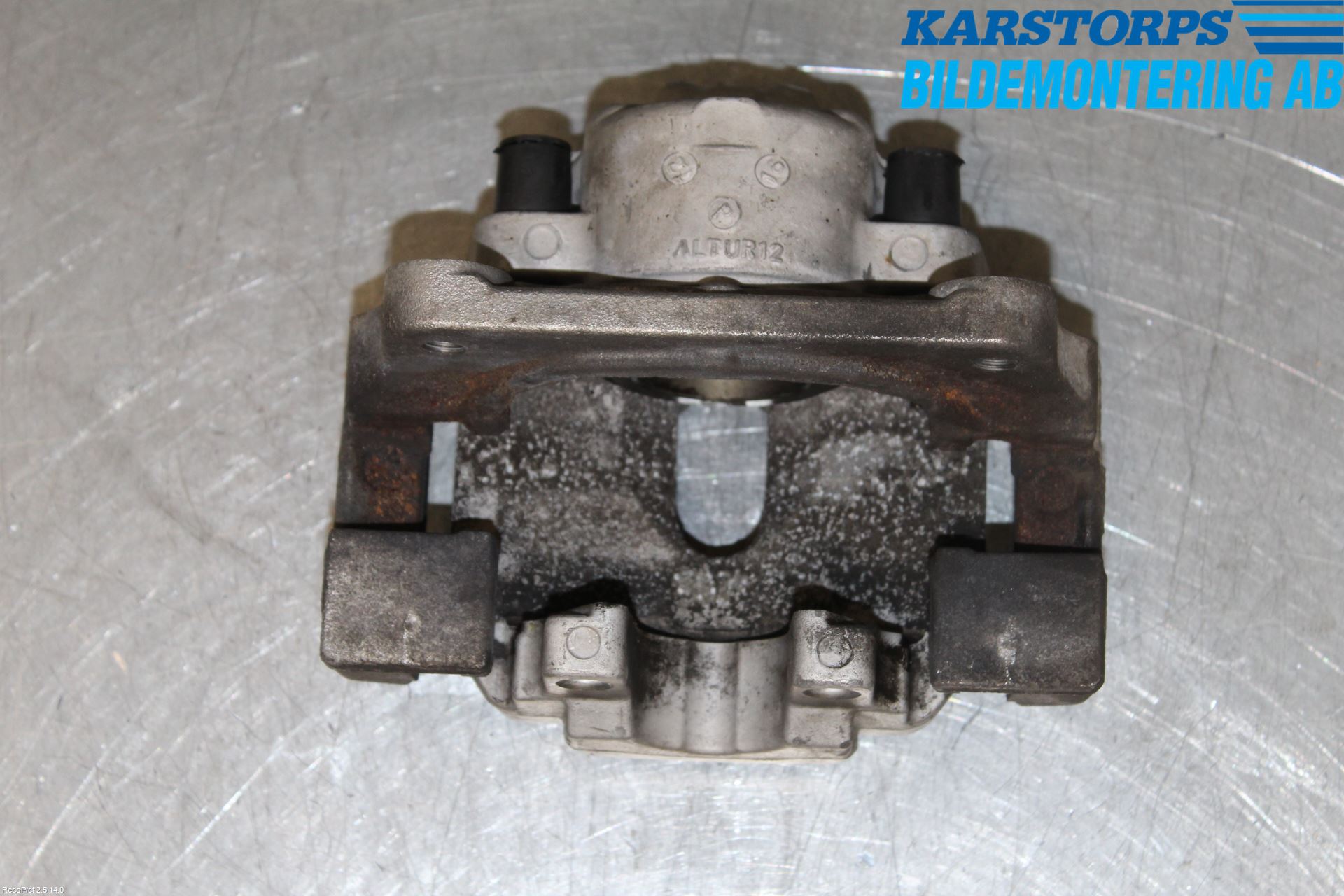 BMW 5 F10/F11/F18 09-17 Bromsok Fram Höger