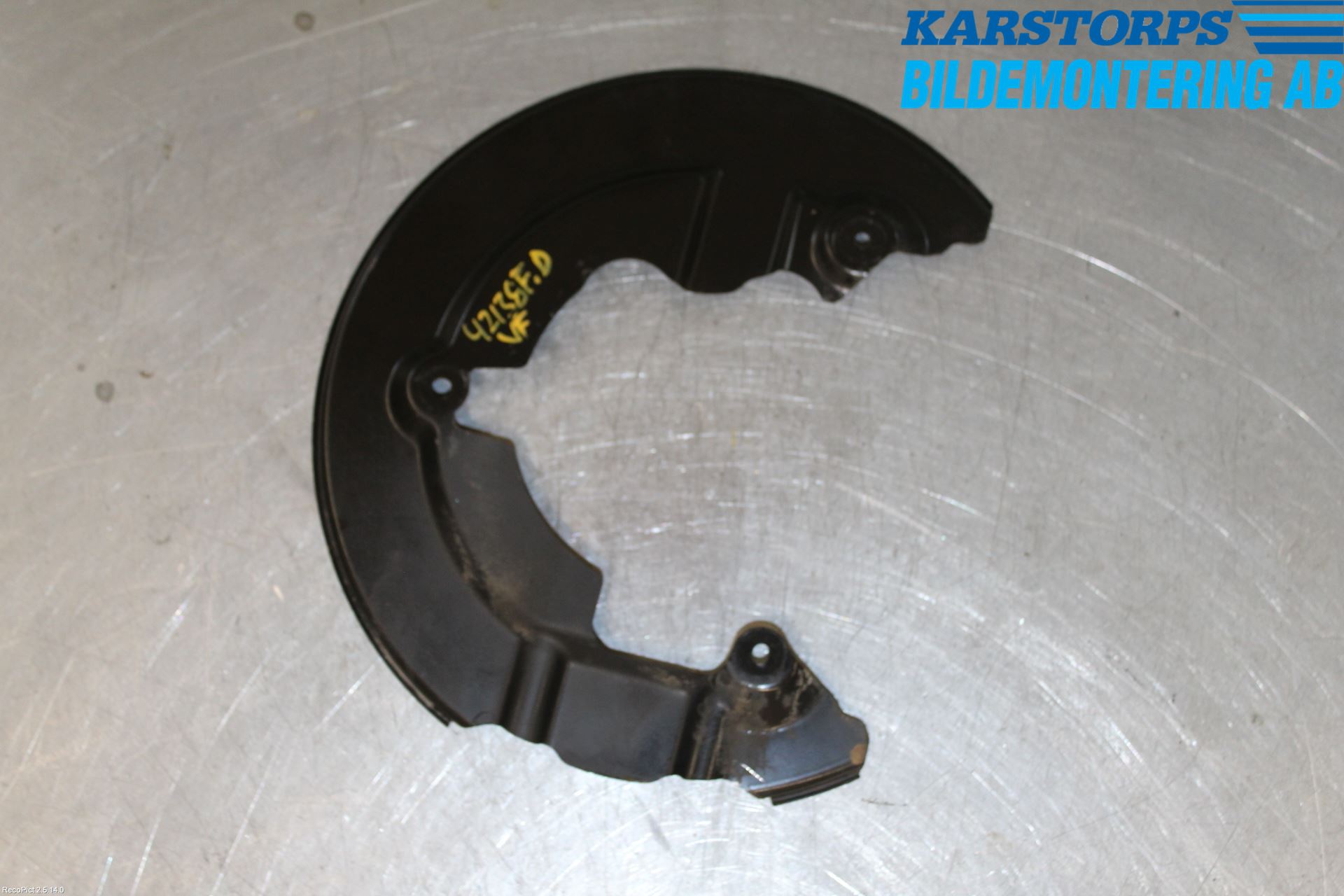 Volvo V40 12-19 Bromssköld Fram