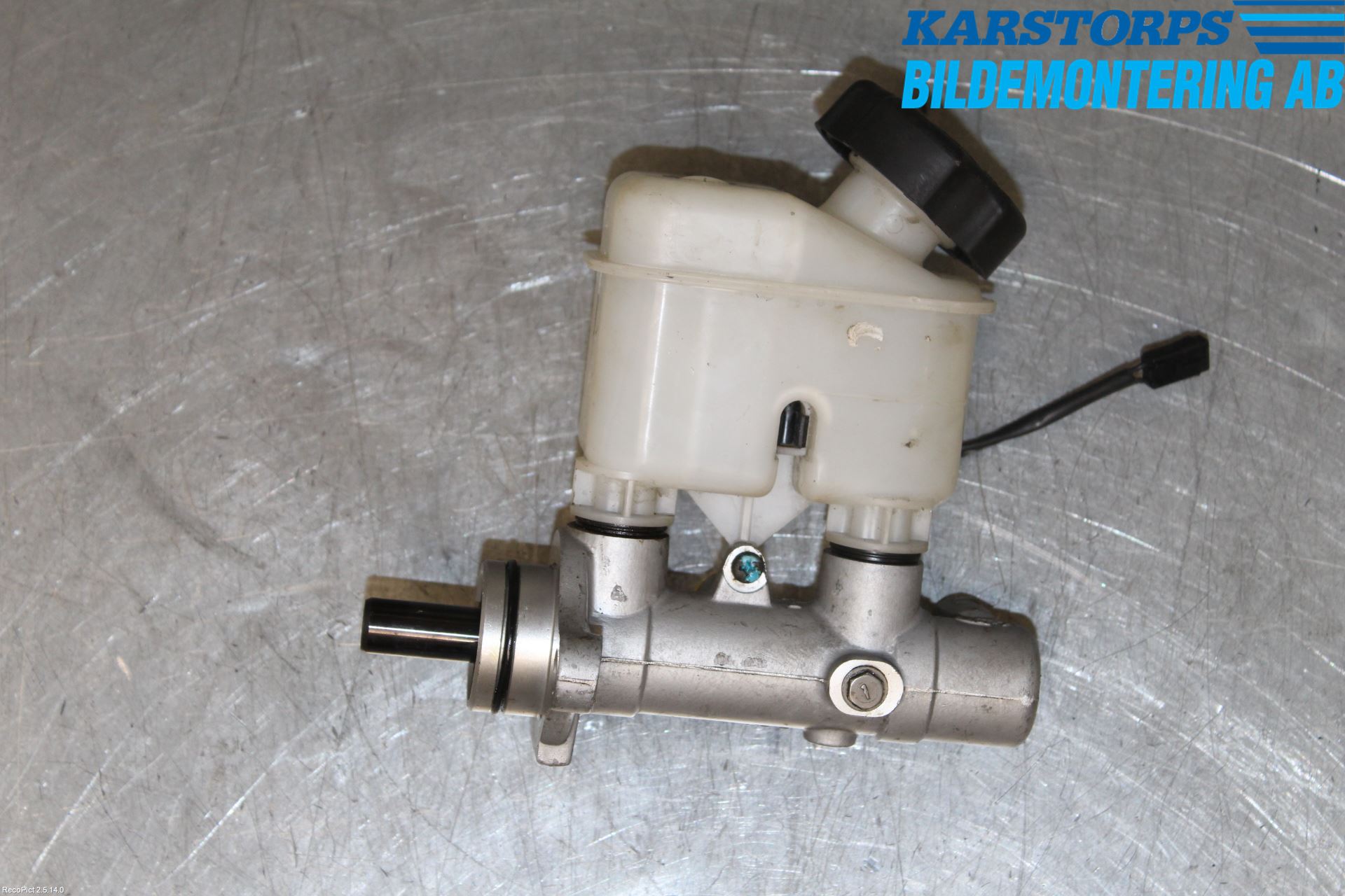 Kia CARENS I  03-06 Broms Huvudcylinder