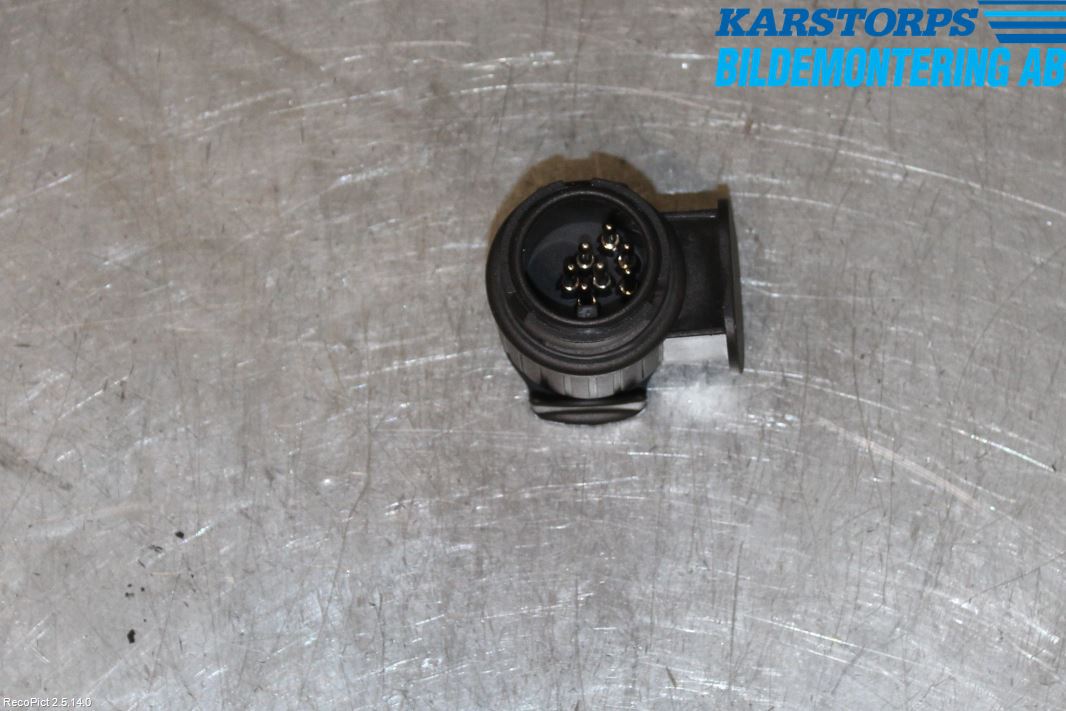 Volvo V40 12-19 Dragkrok Elsats