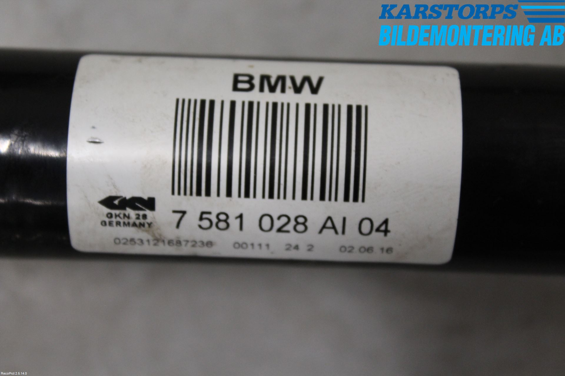 BMW 5 F10/F11/F18 09-17 Drivaxel Bak Höger