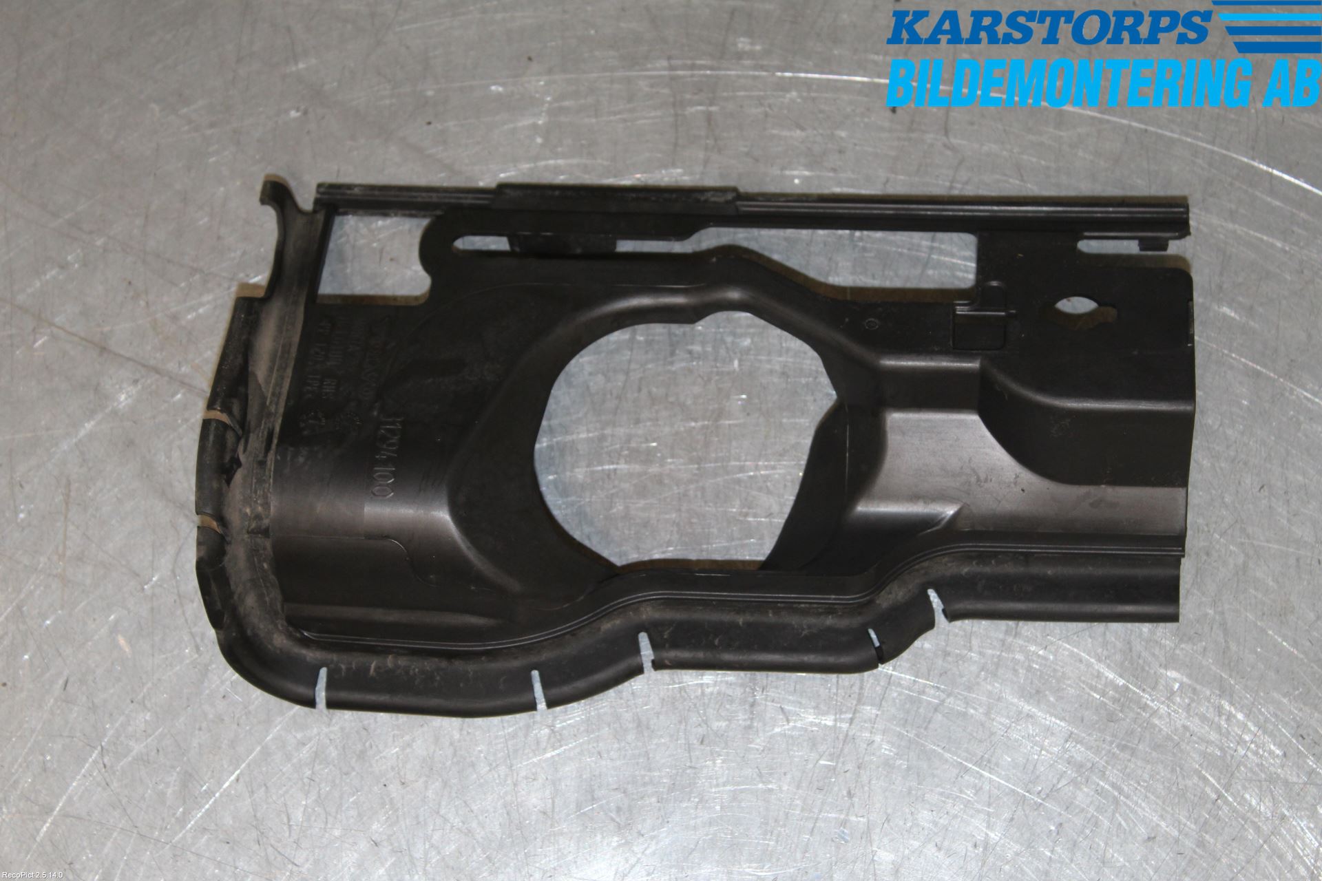 Volvo V70 14-16 Deflektor Plåt-Plast Kylning