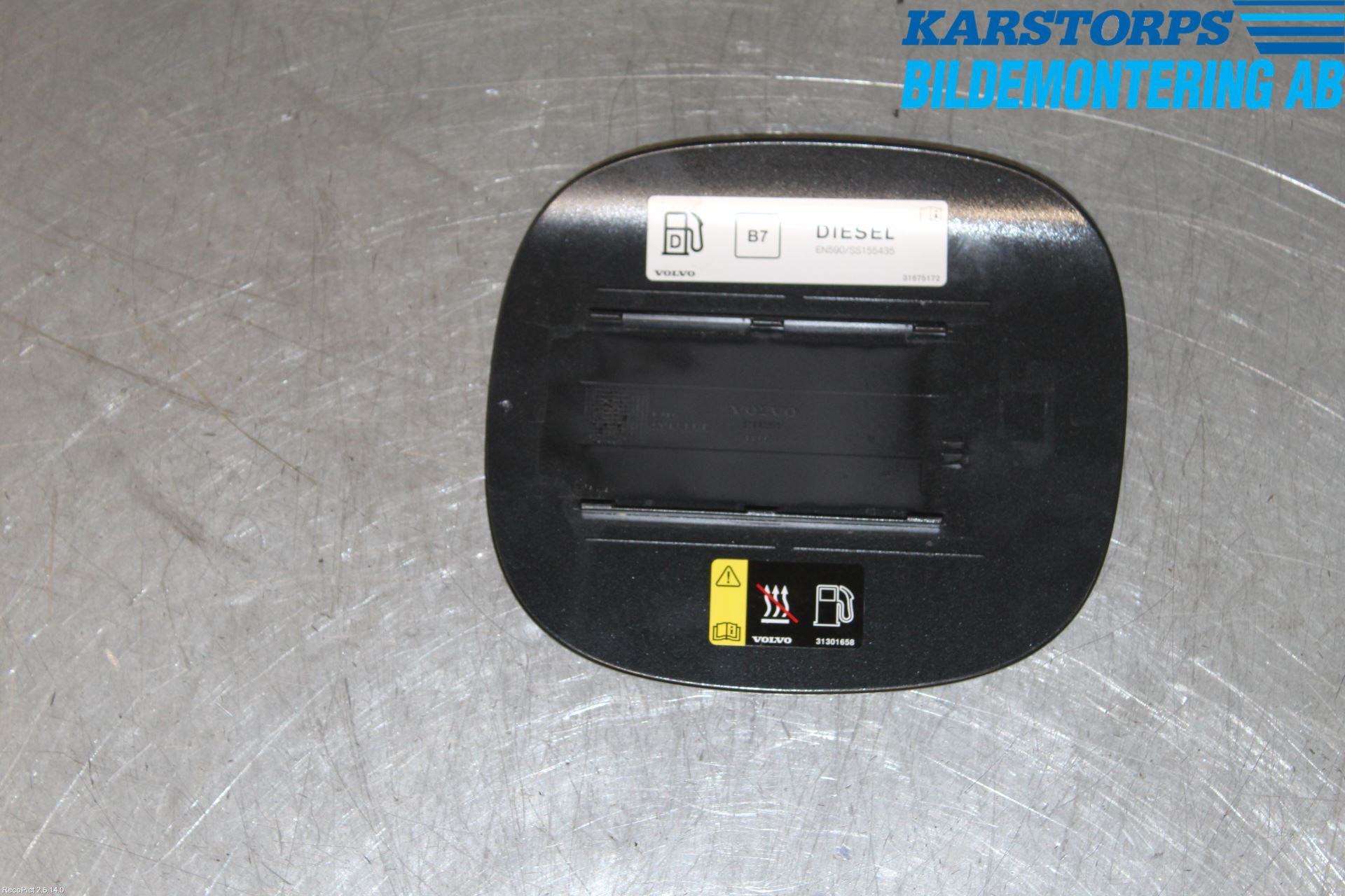 Volvo V60 14-18 Tanklucka