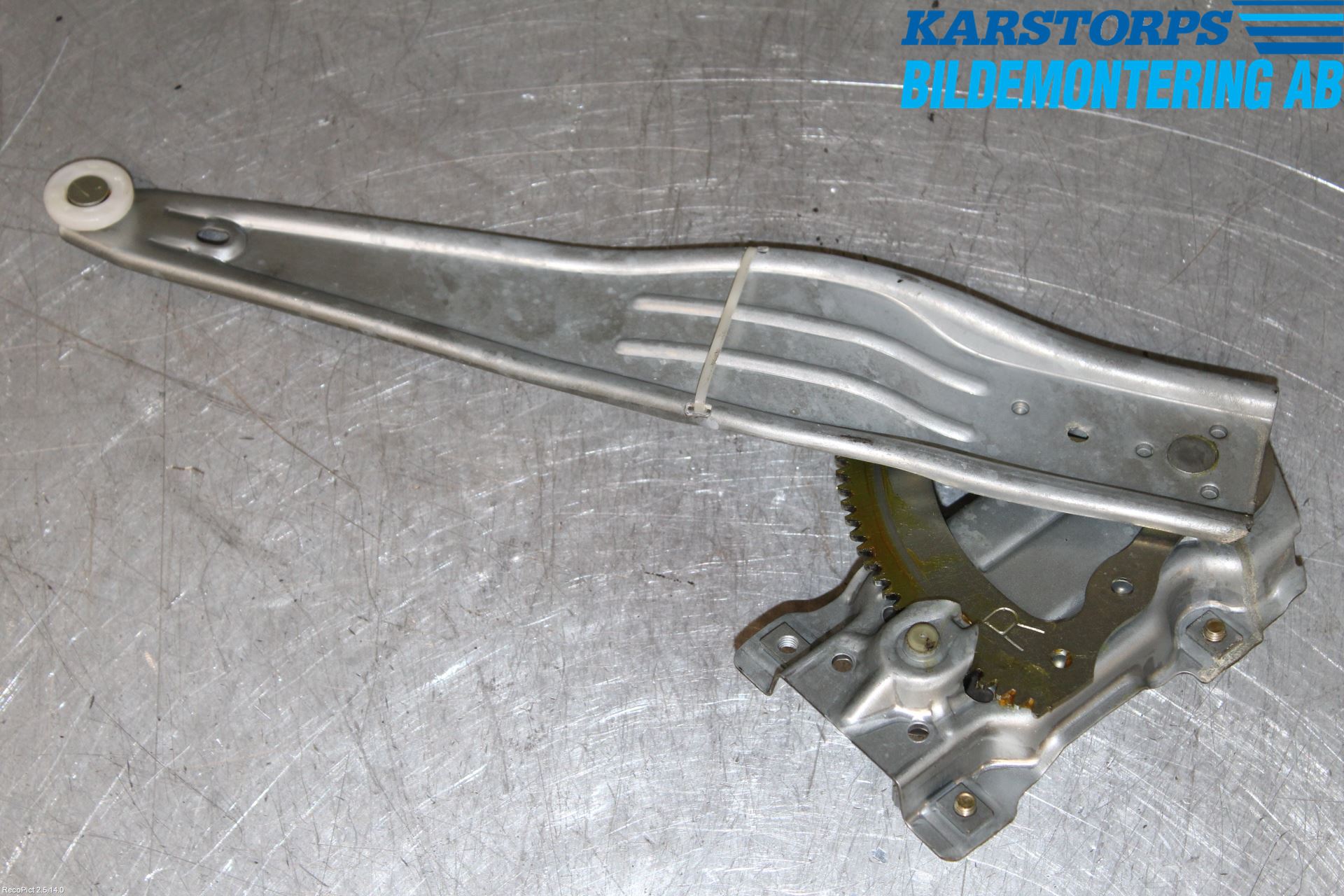 Toyota COROLLA 02-07 Fönsterhissats Manuell