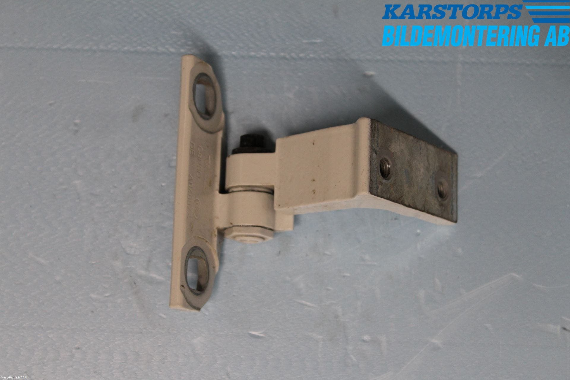 Volvo V60 11-13 Dörrgångjärn