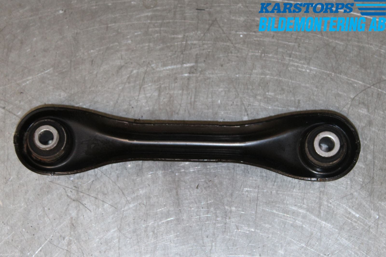 Volvo V40 12-19 Momentstag Bak