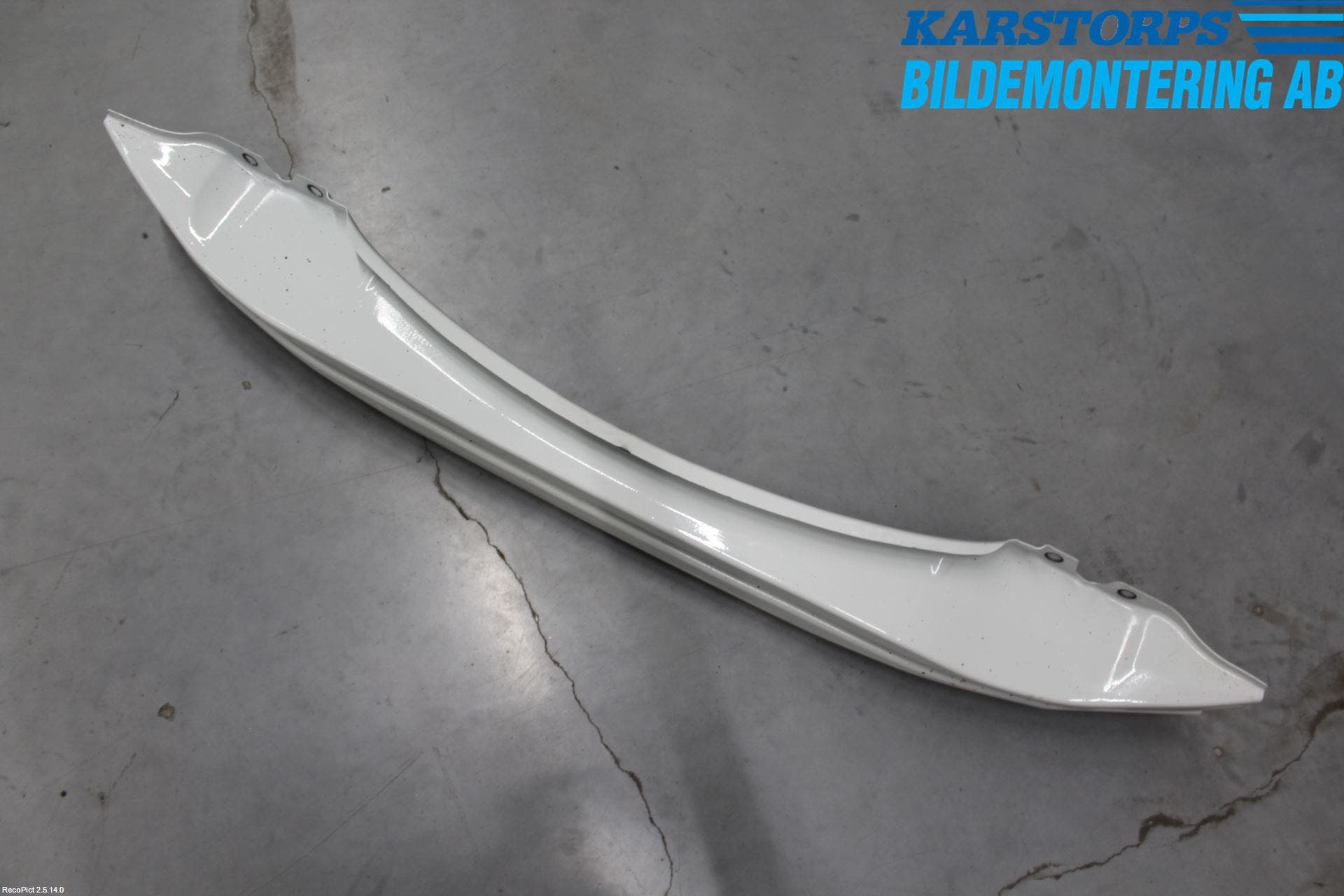 Volvo V60 11-13 Stötfångarbalk Bak