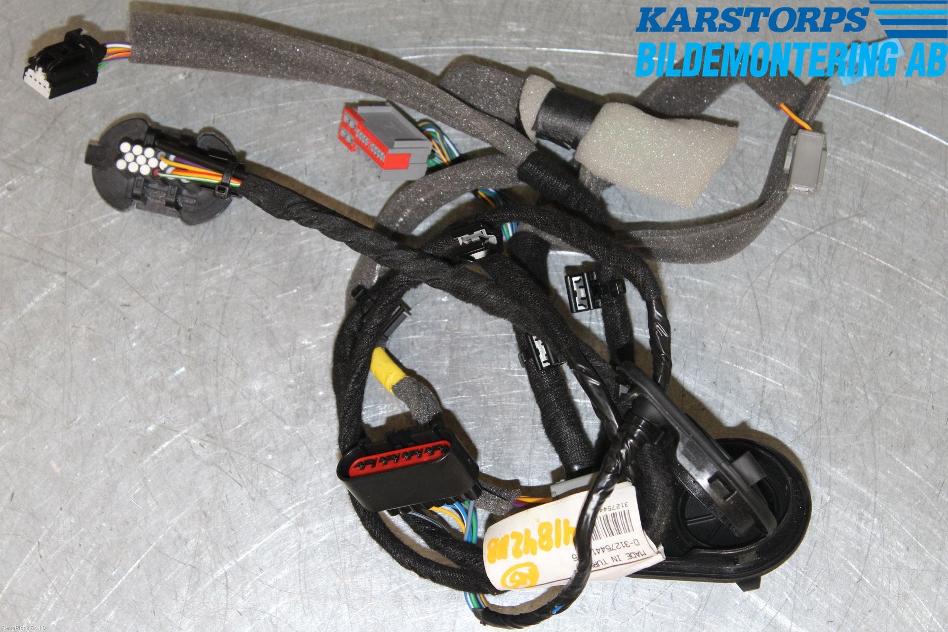 Volvo V60 CROSS COUNTRY 16-18 Kabelhärva