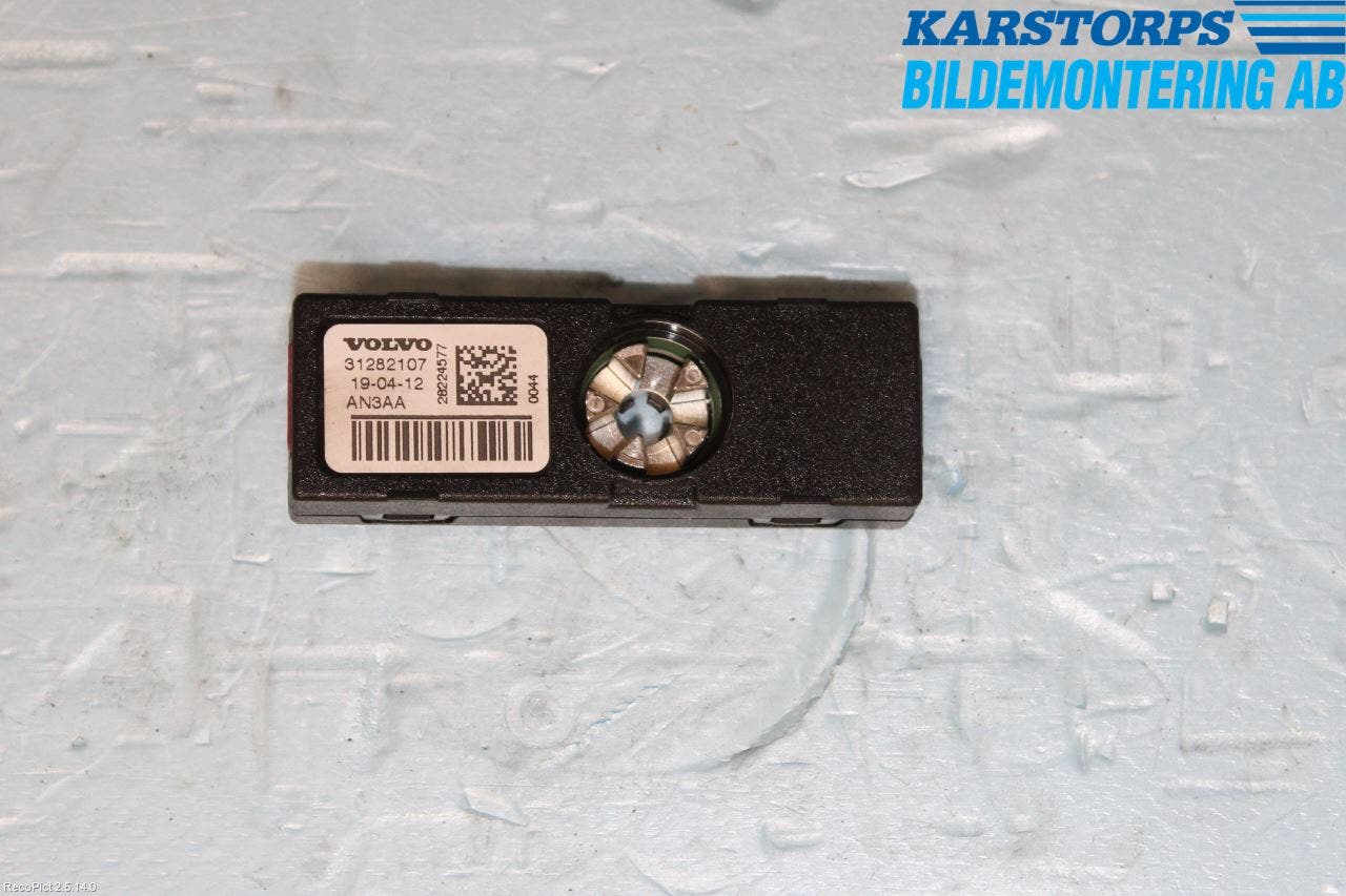 Volvo V60 11-13 Antennförstärkare