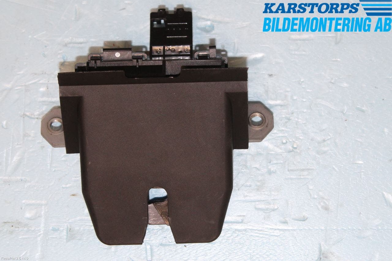 Volvo V40 12-19 Låskista Baklucka