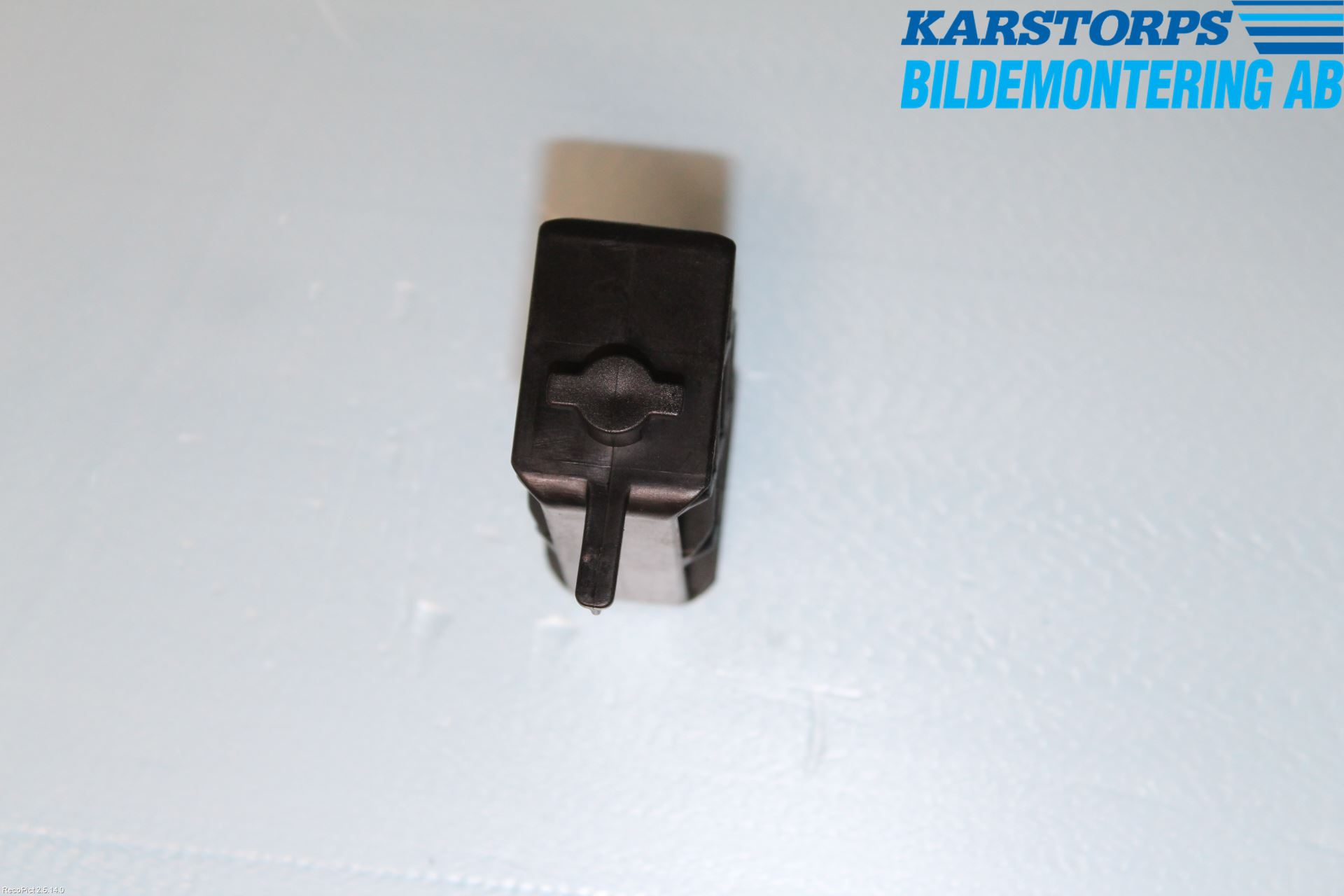 Volvo V70 14-16 Kylarfäste-Ram-Balk