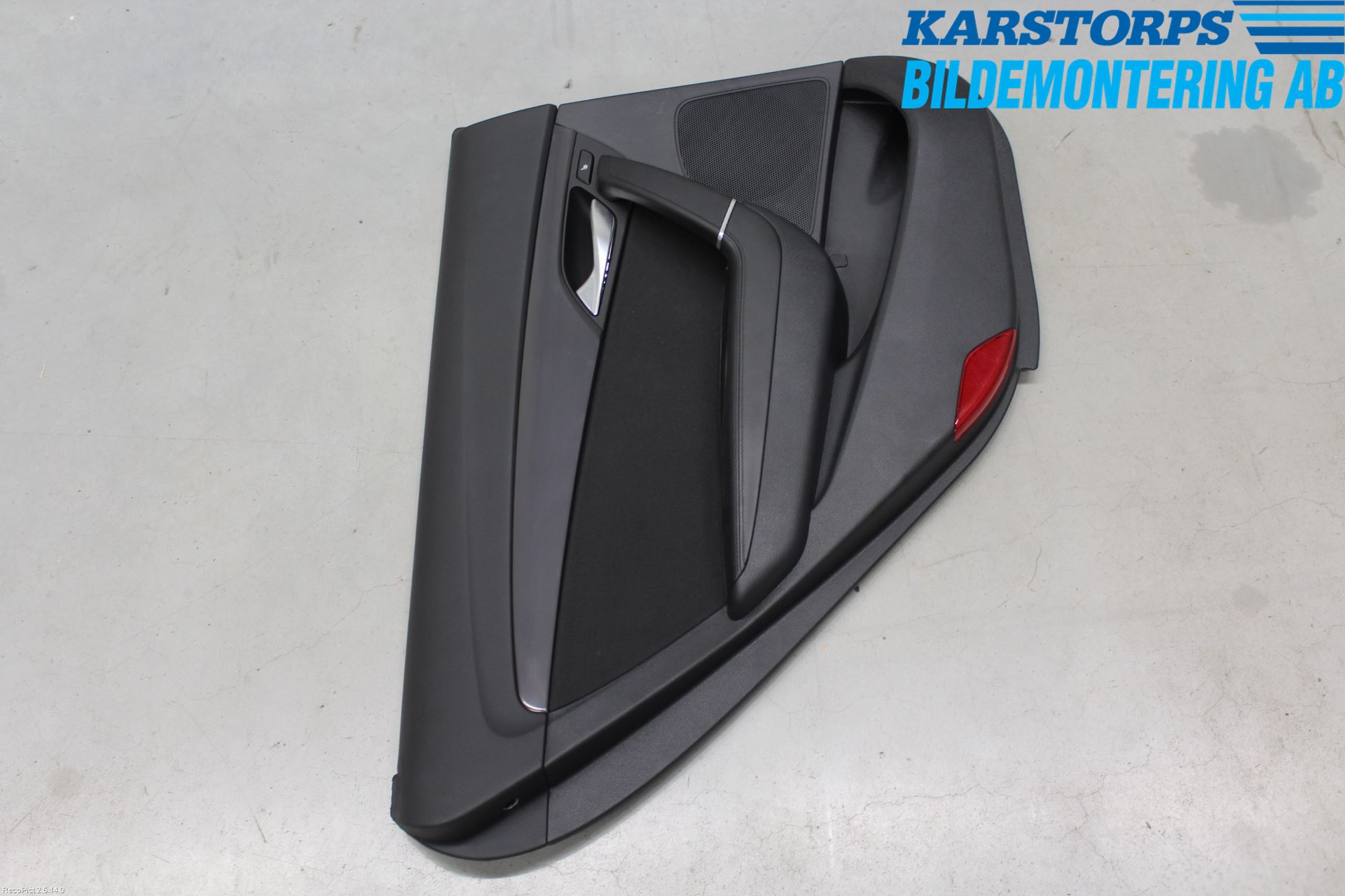 Hyundai i40 16-18 Dörrklädsel Vä