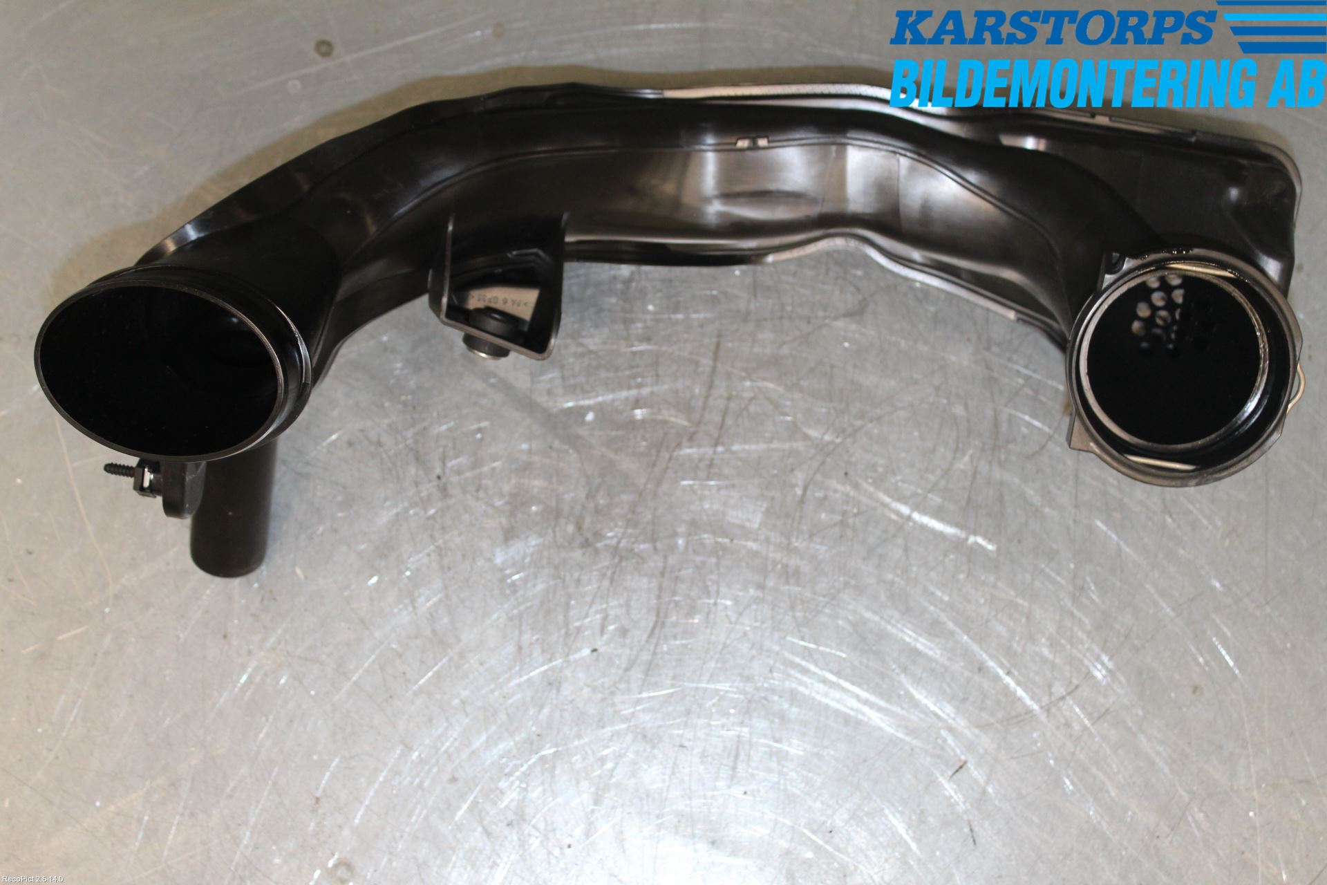 Volvo V40 12-19 Resonatorrör