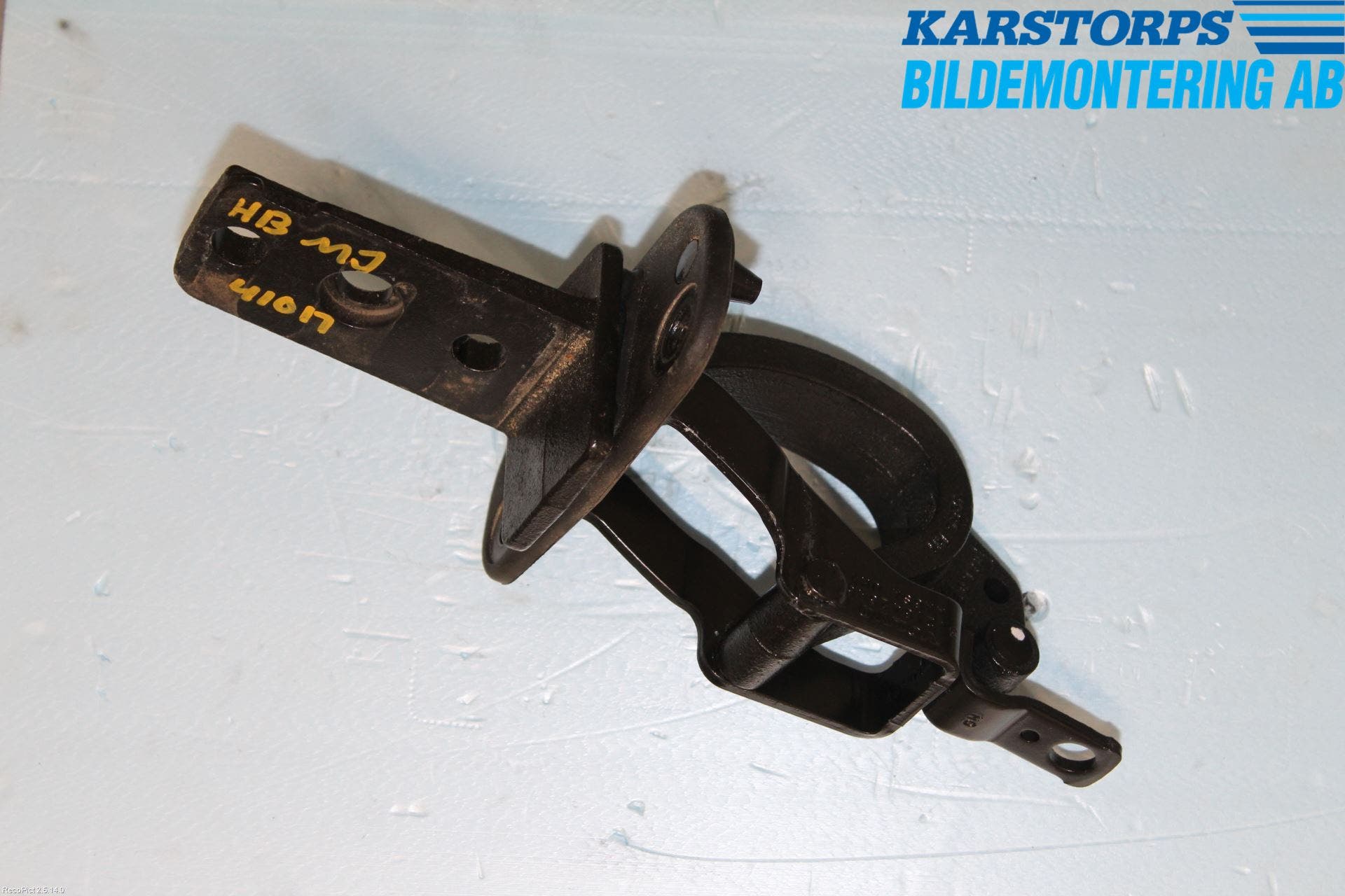 Volvo V70 08-13 Bakluckegångjärn Hö