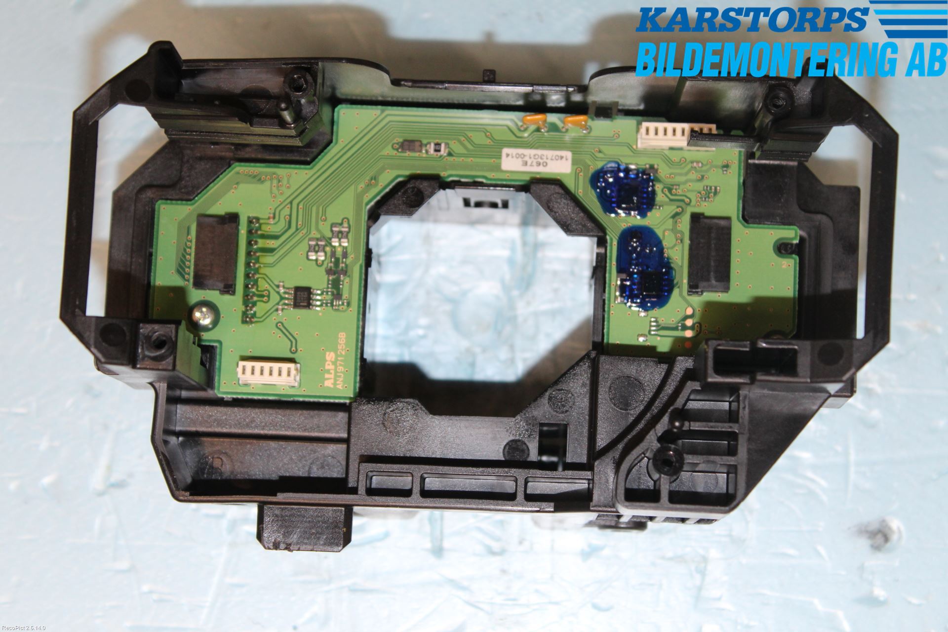 Volvo V70 14-16 Spak Konsoll-Fäste